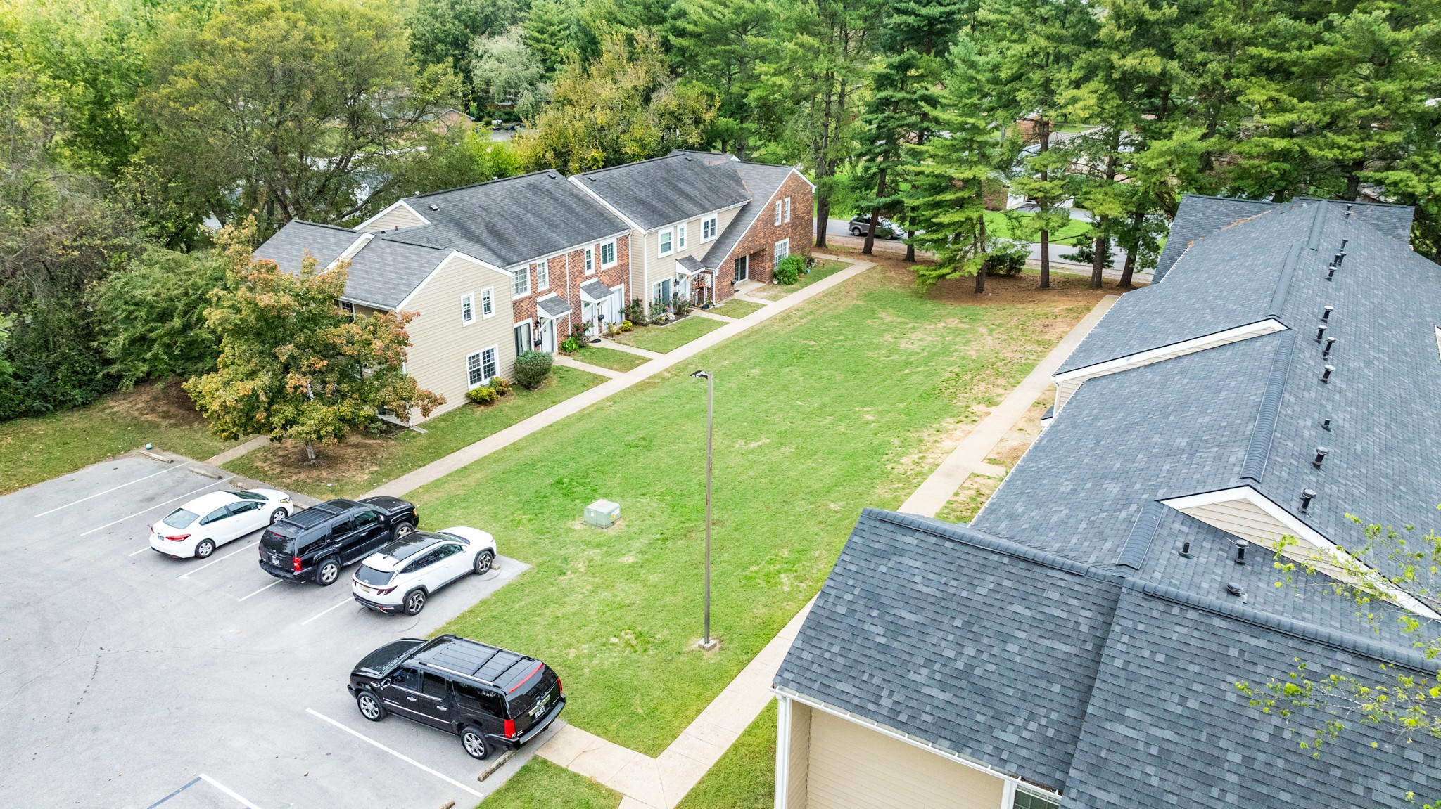 2105 Granville Rd