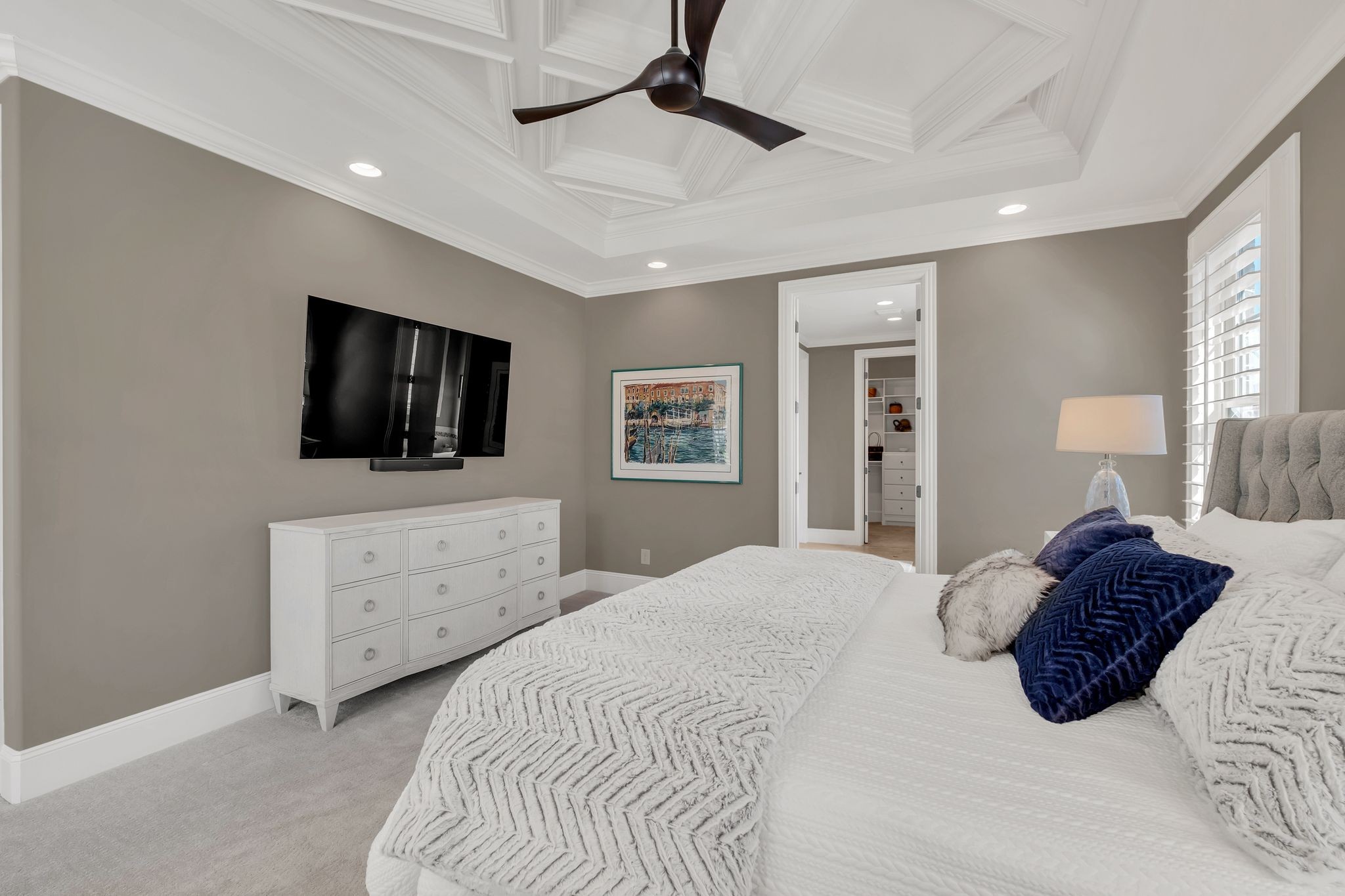 9713 Onyx Ln