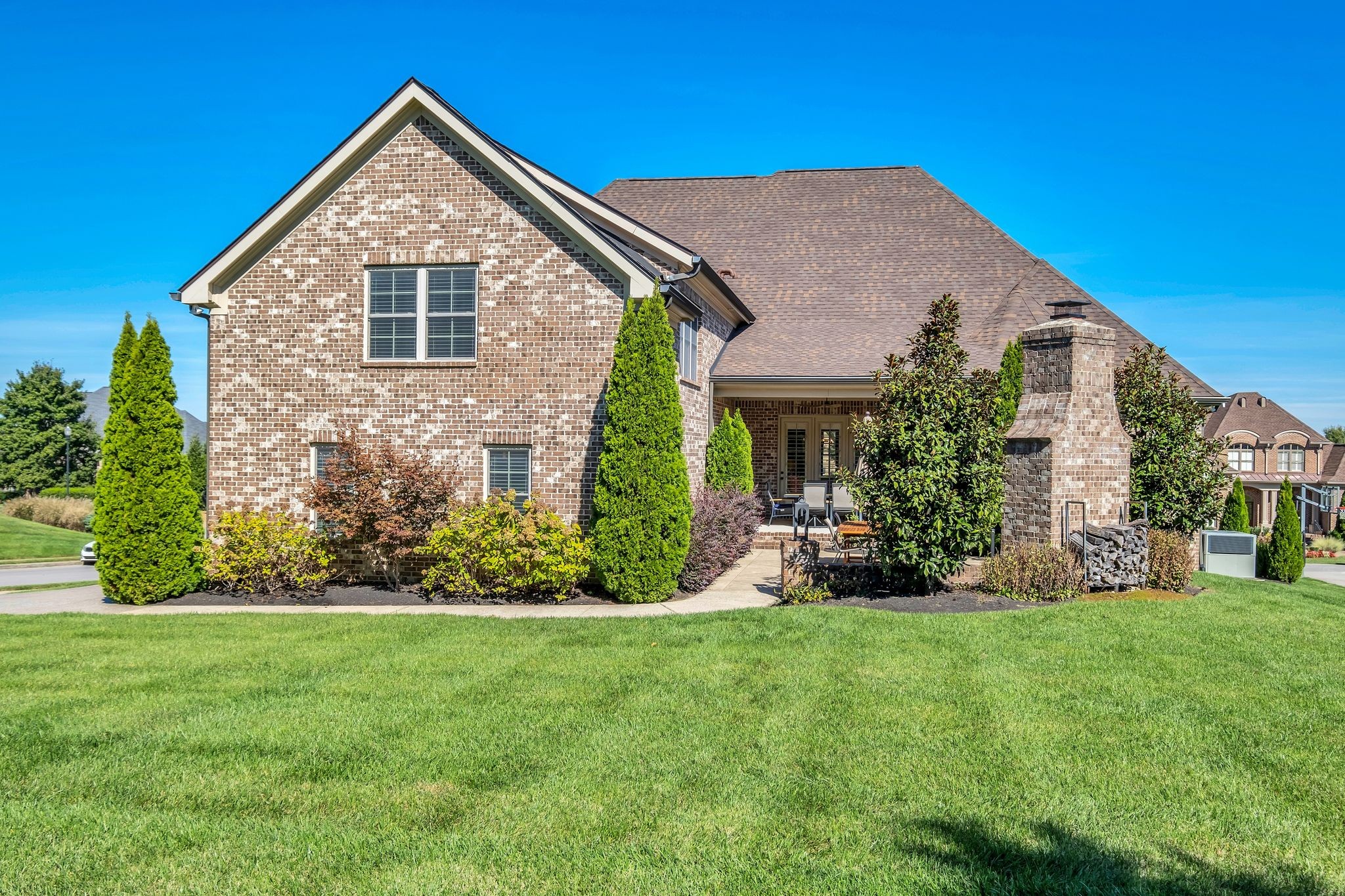 9713 Onyx Ln