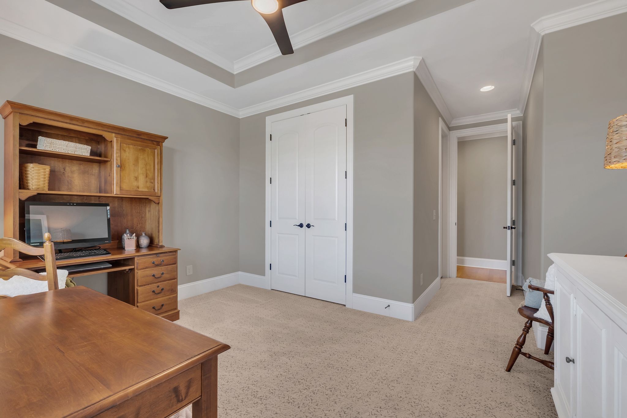 9713 Onyx Ln