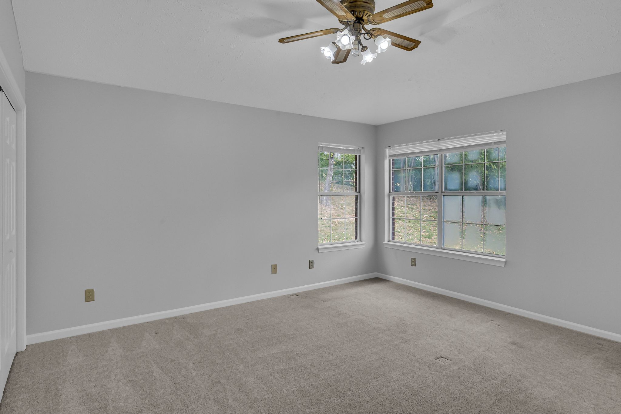 1009 Grasshopper Circle