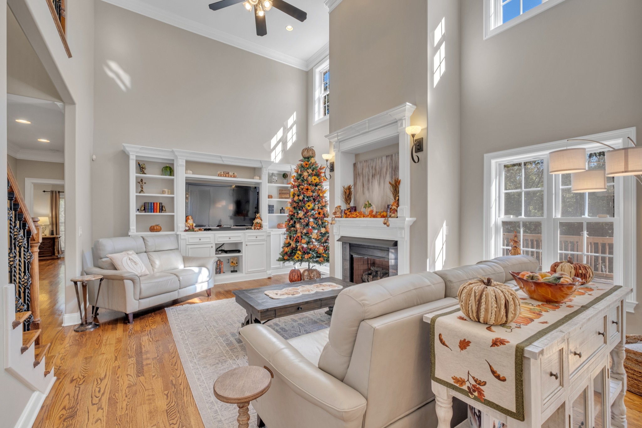 808 Aldwych Circle