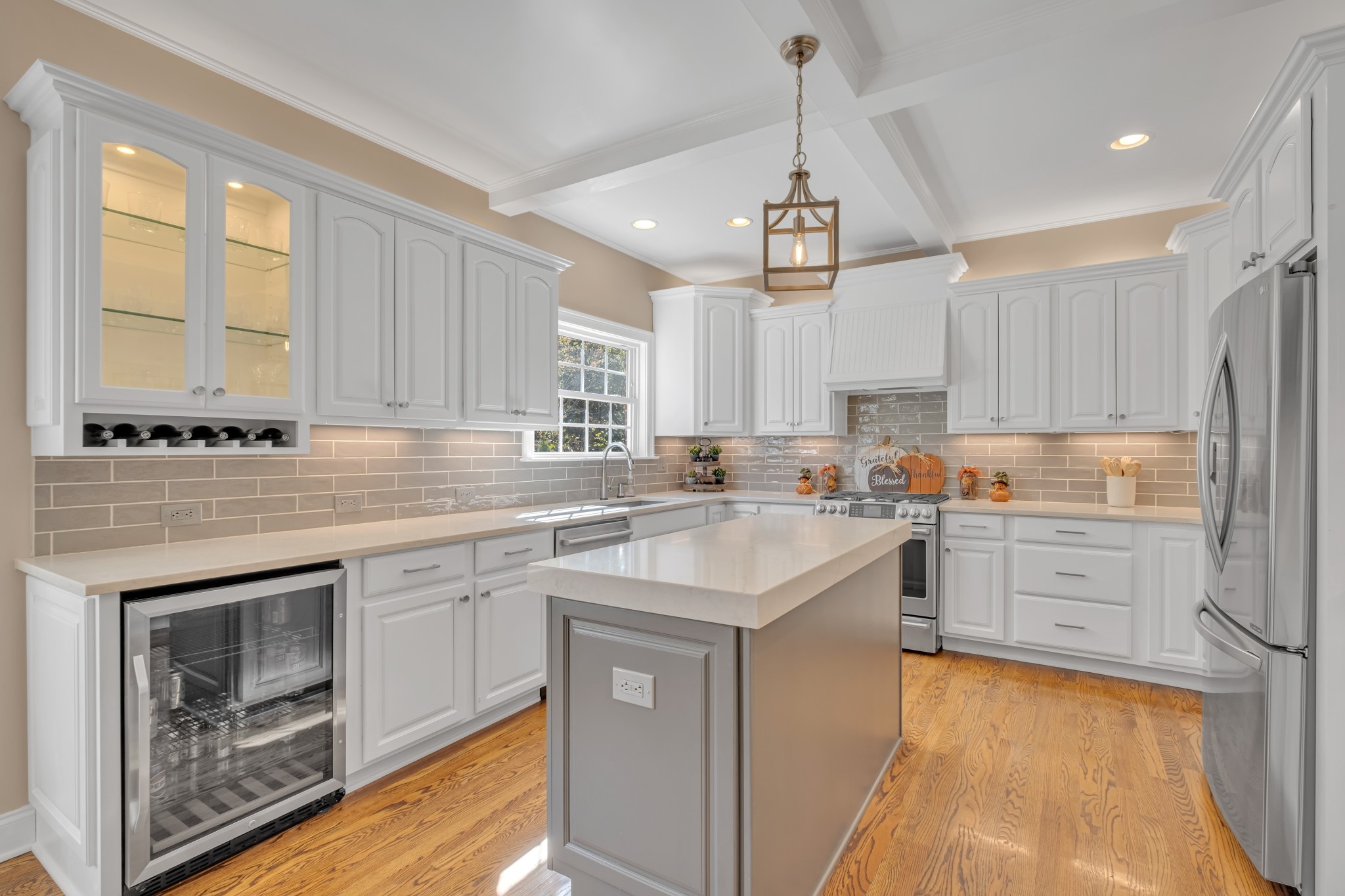 808 Aldwych Circle