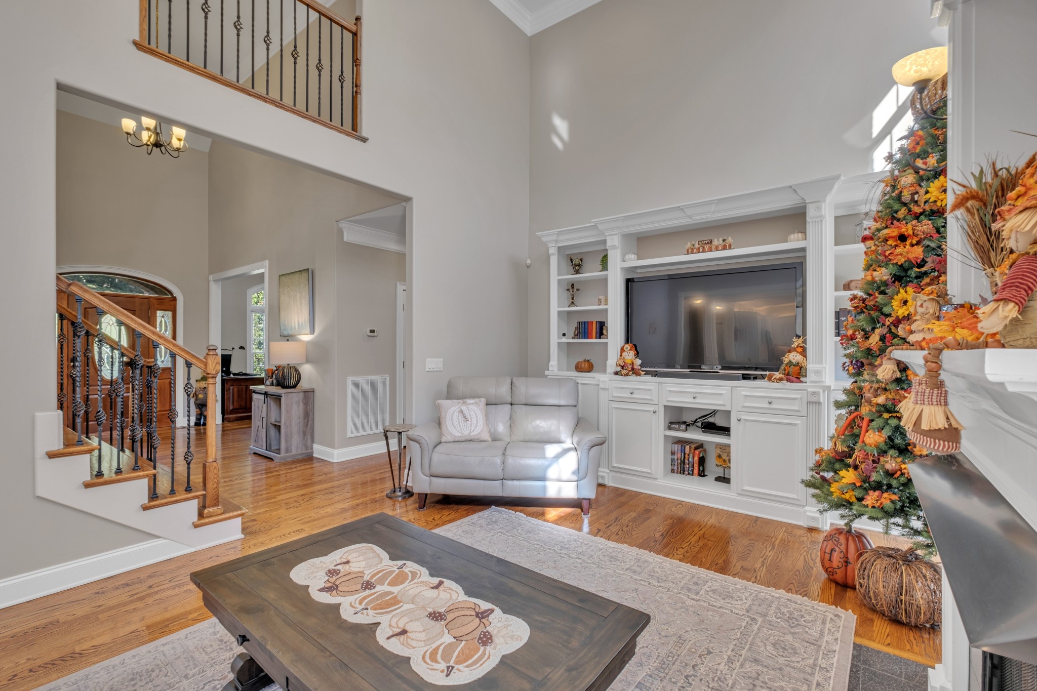 808 Aldwych Circle