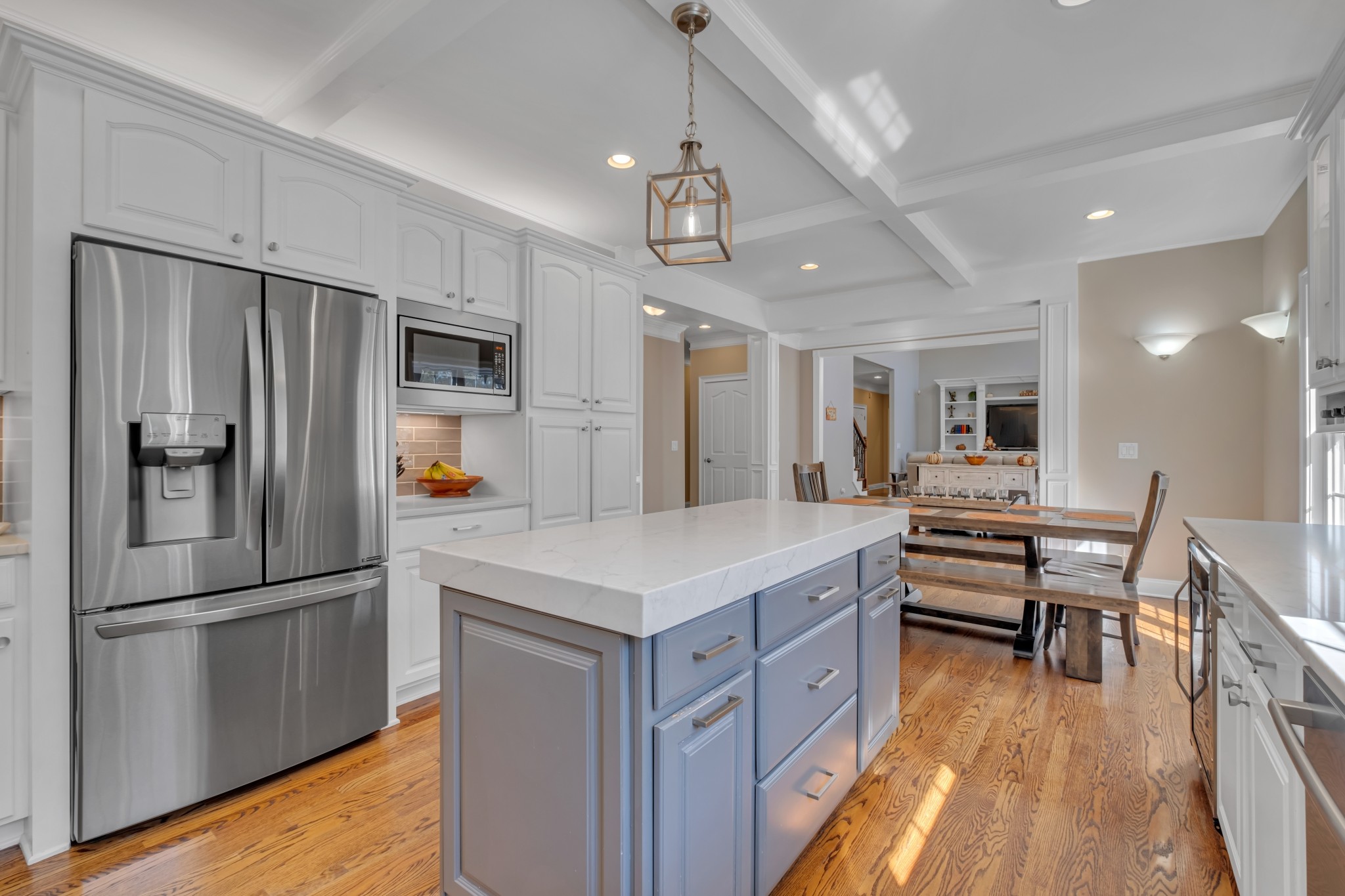 808 Aldwych Circle