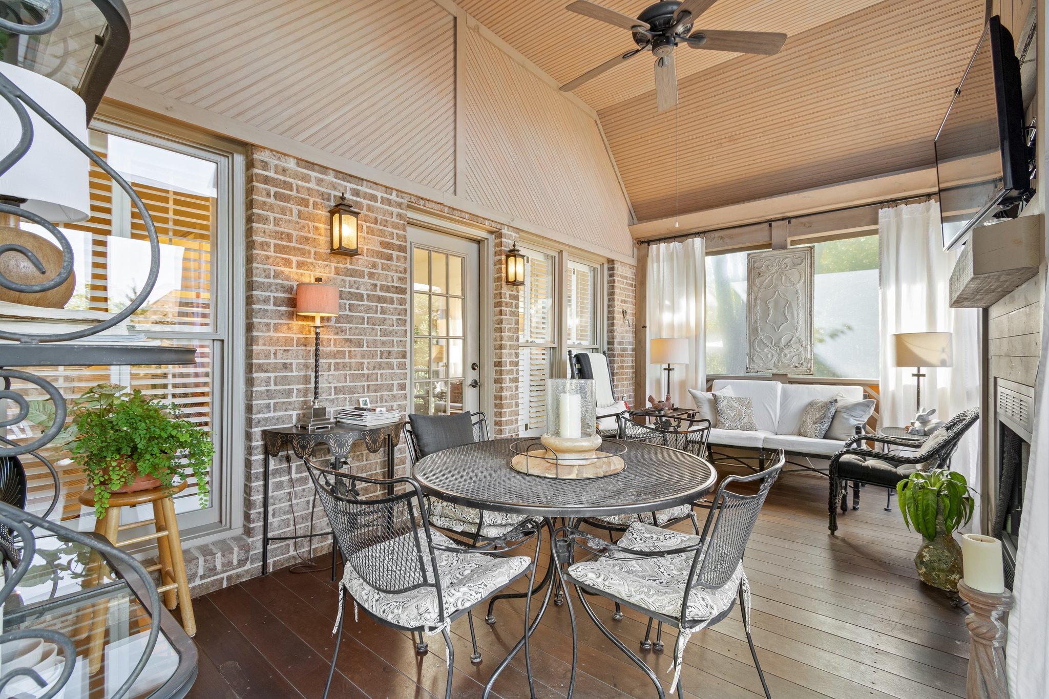 316 Windemere Woods Dr