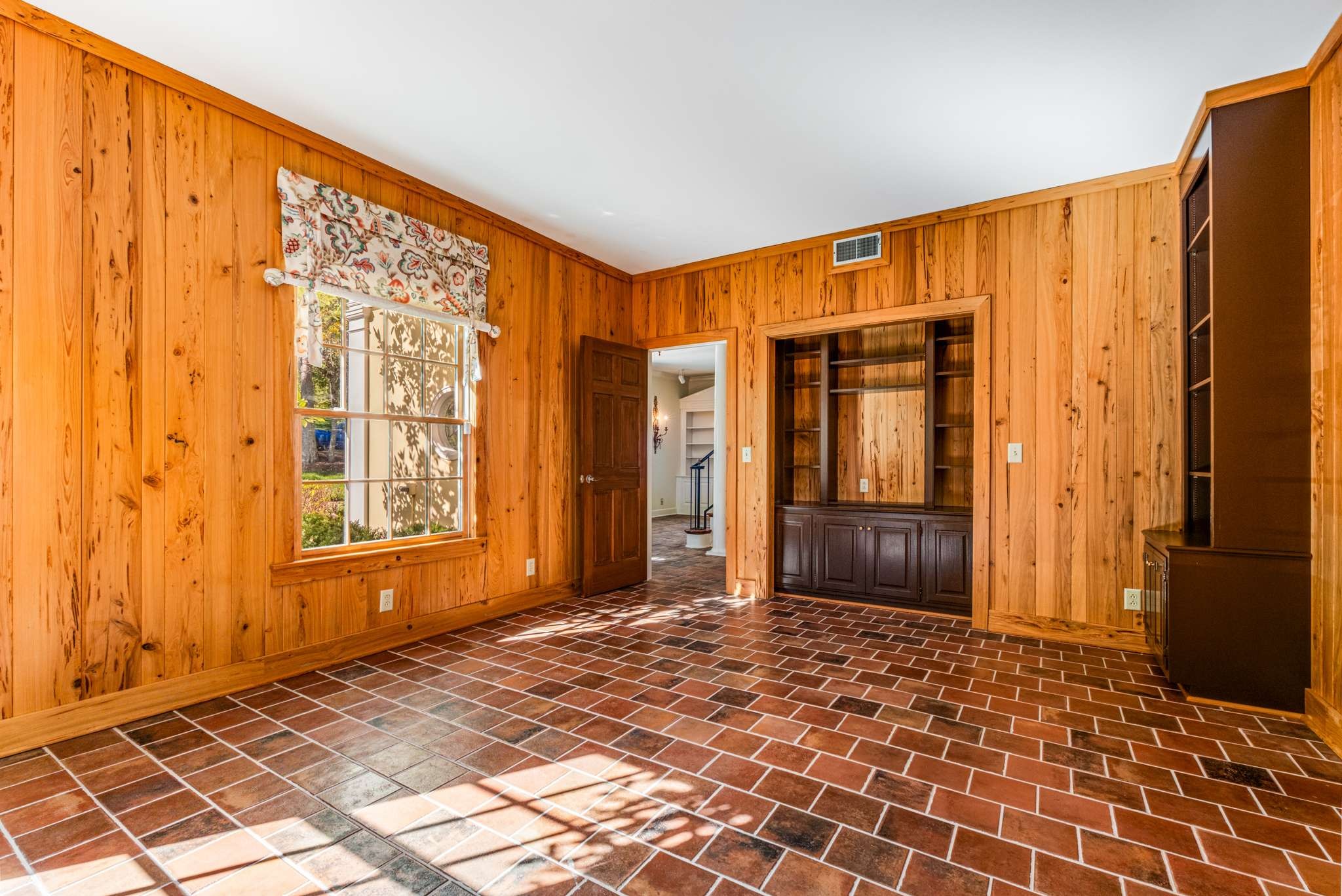 193 Moultrie Park