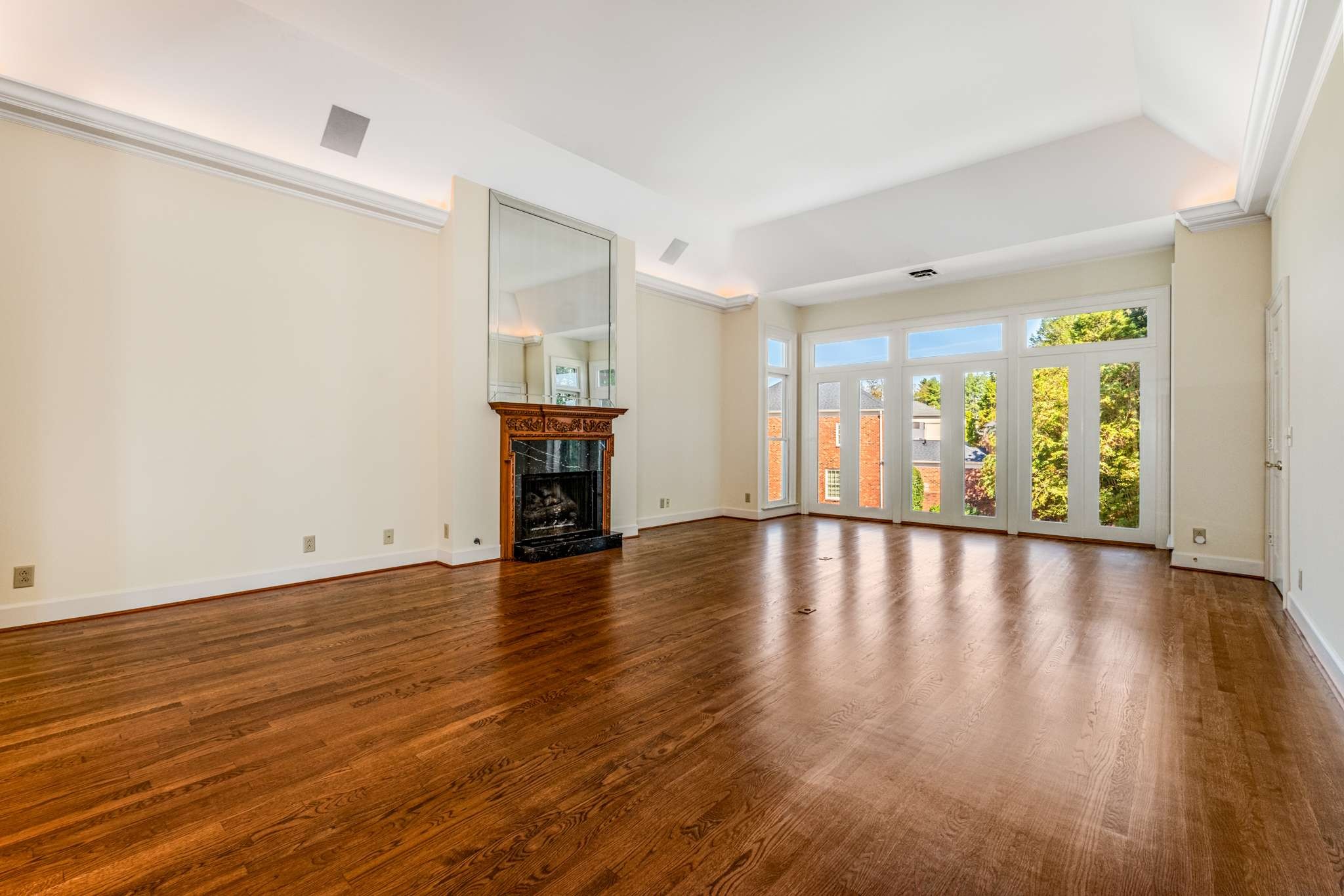 193 Moultrie Park