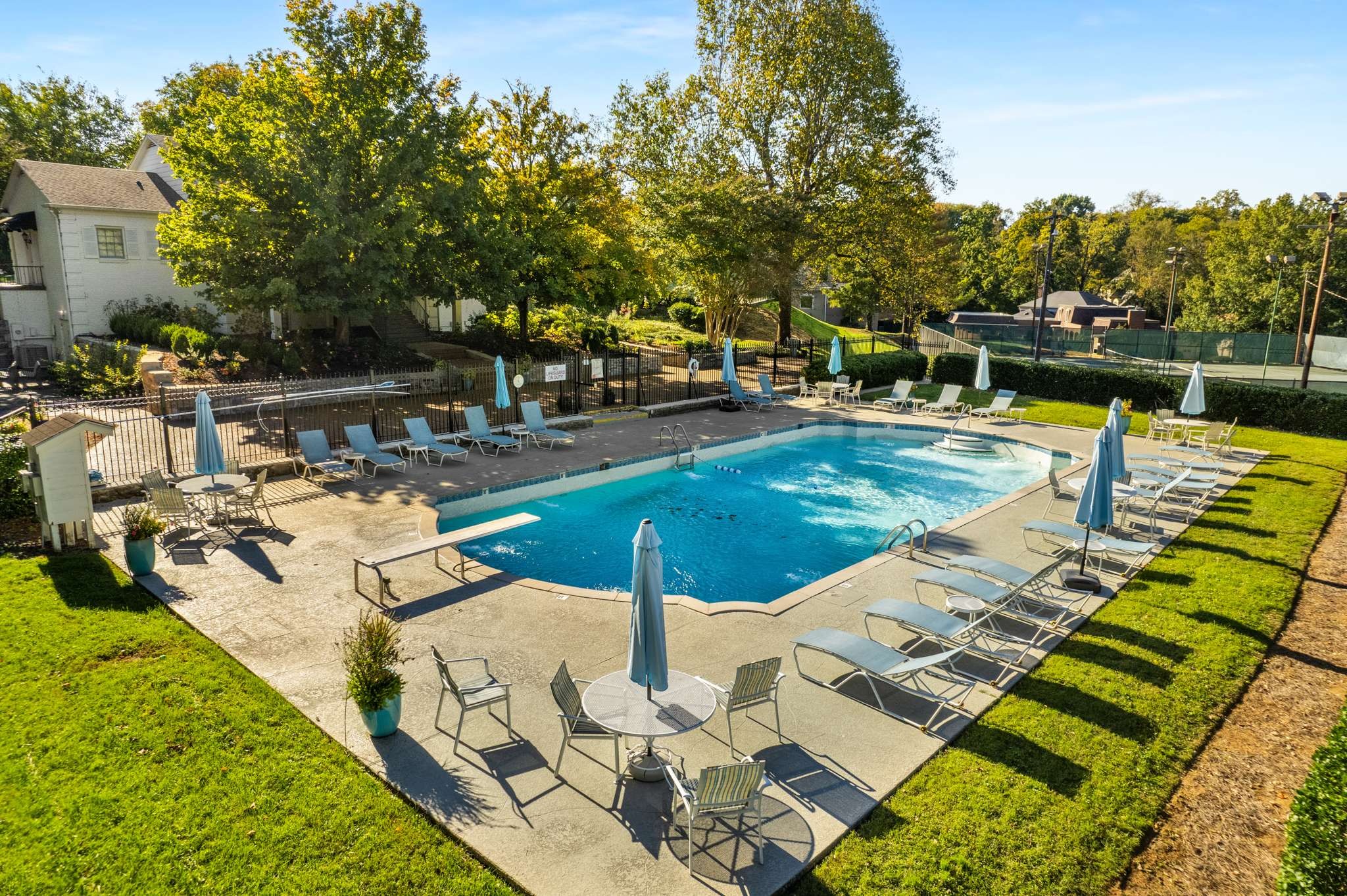 193 Moultrie Park