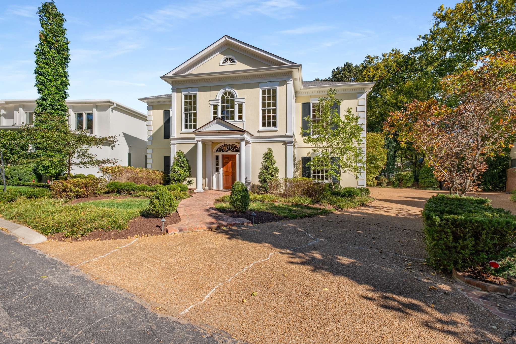 193 Moultrie Park