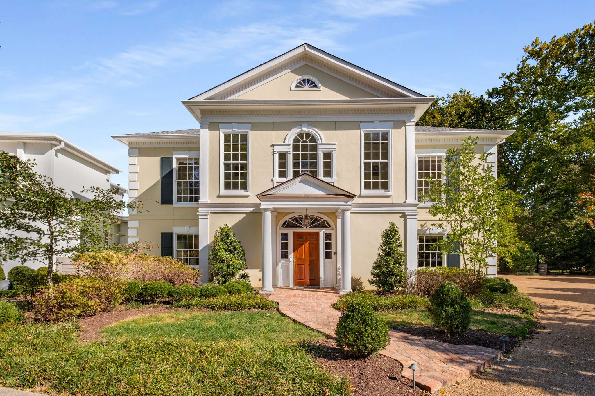 193 Moultrie Park