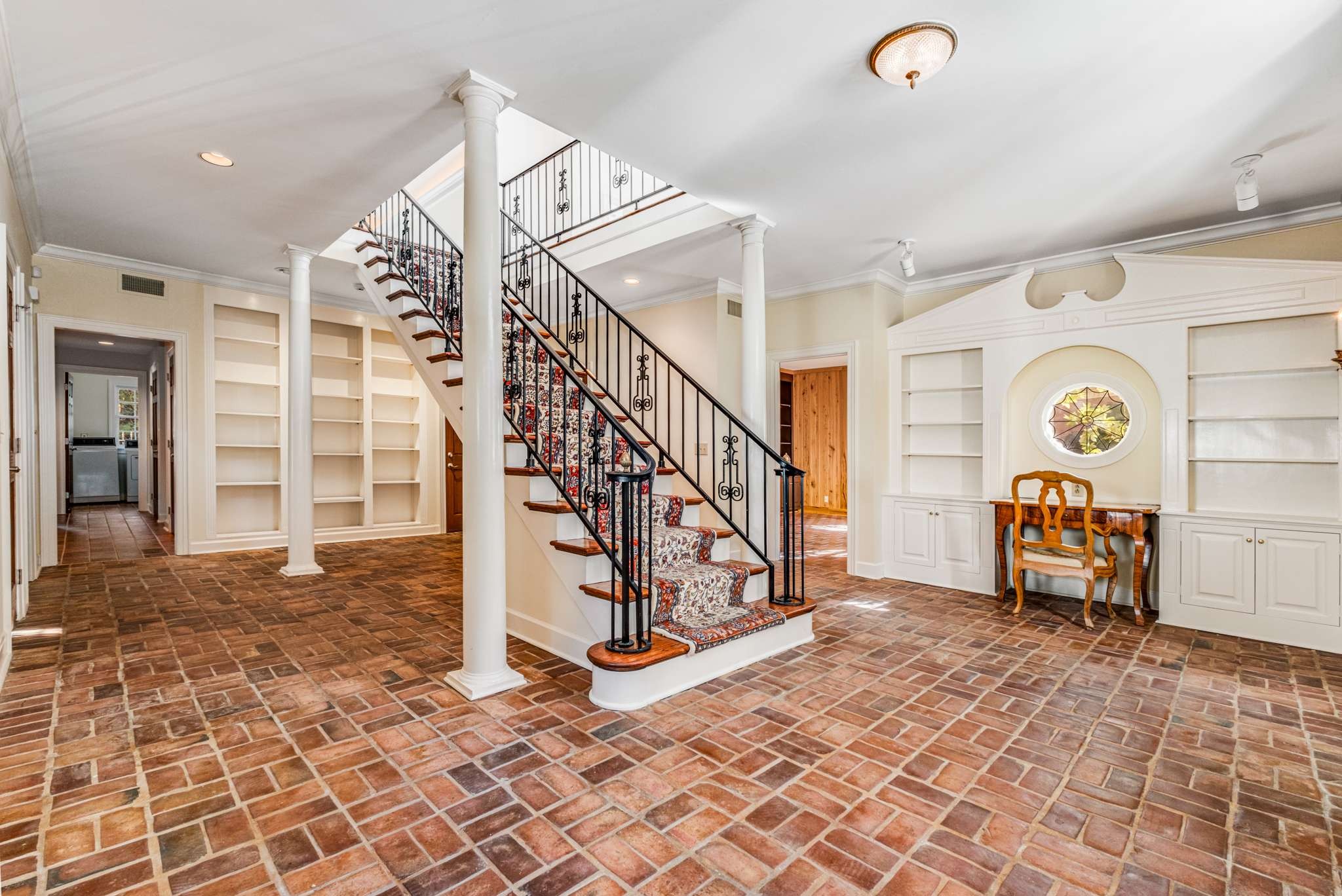 193 Moultrie Park