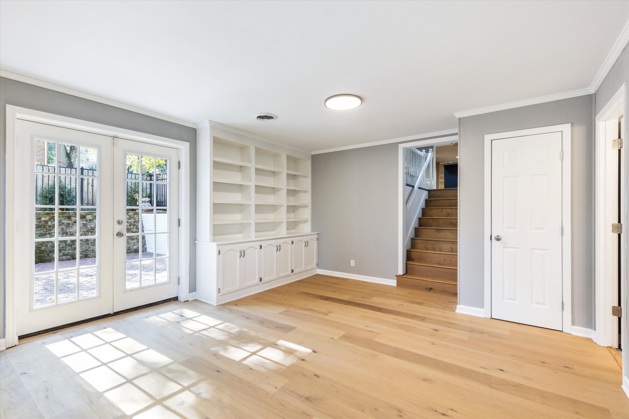 4016 Port Jamaica Ct