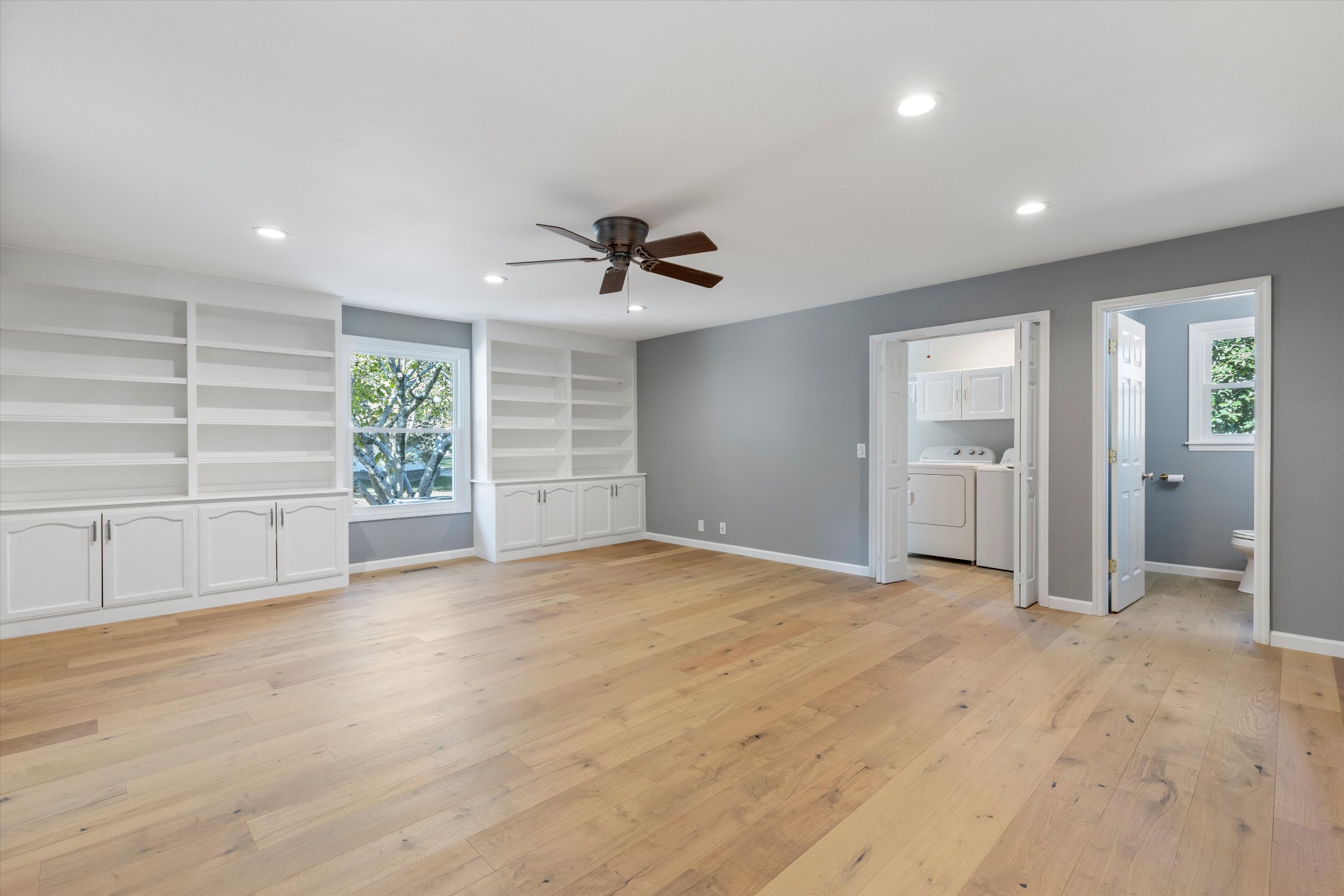 4016 Port Jamaica Ct