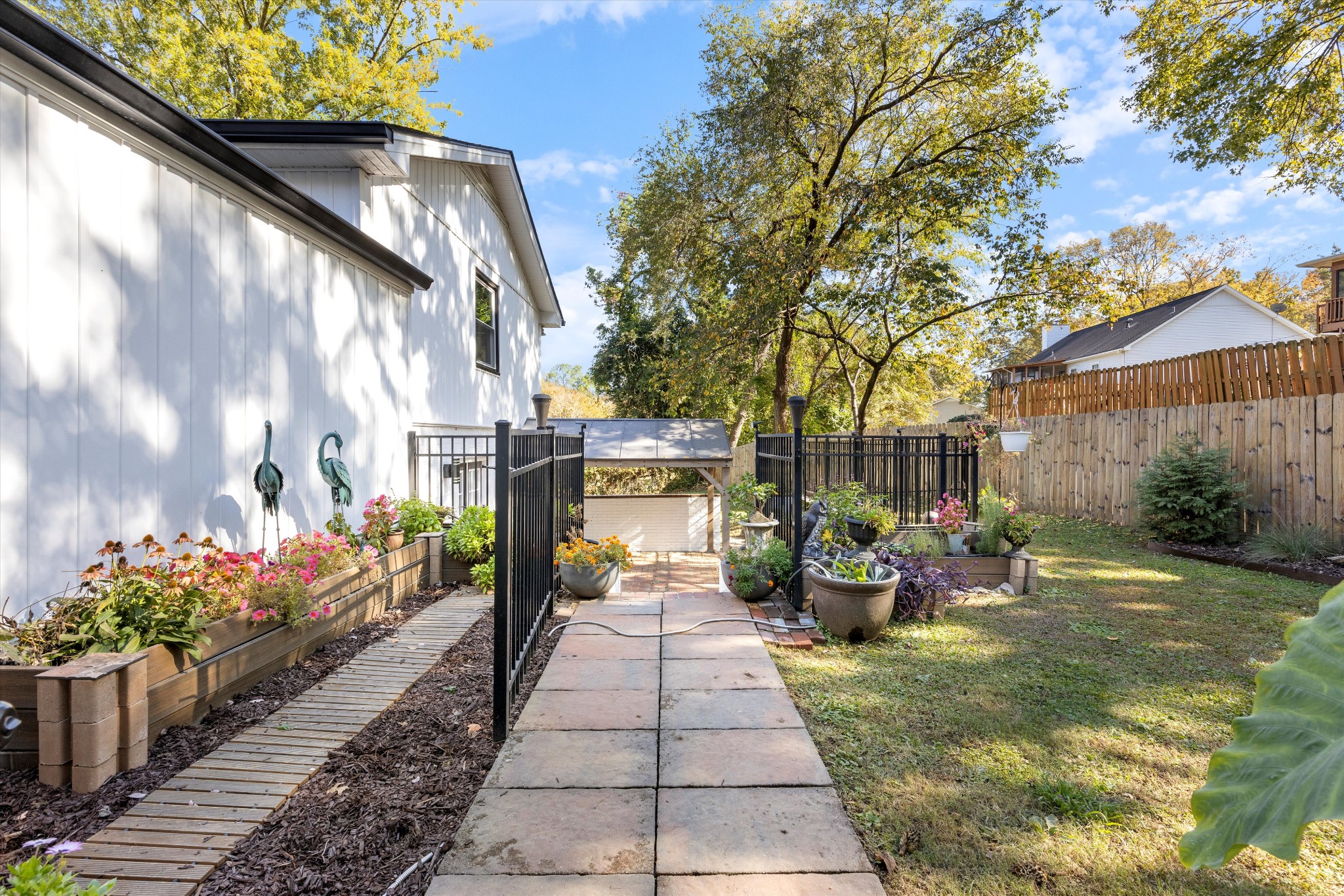 4016 Port Jamaica Ct