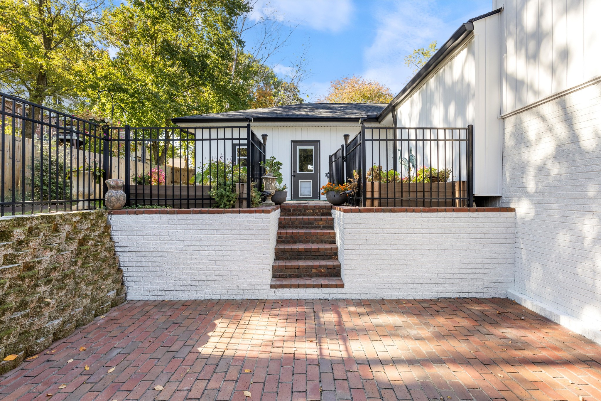 4016 Port Jamaica Ct