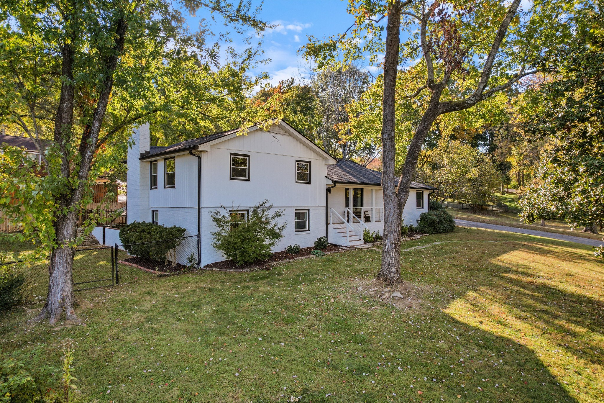 4016 Port Jamaica Ct