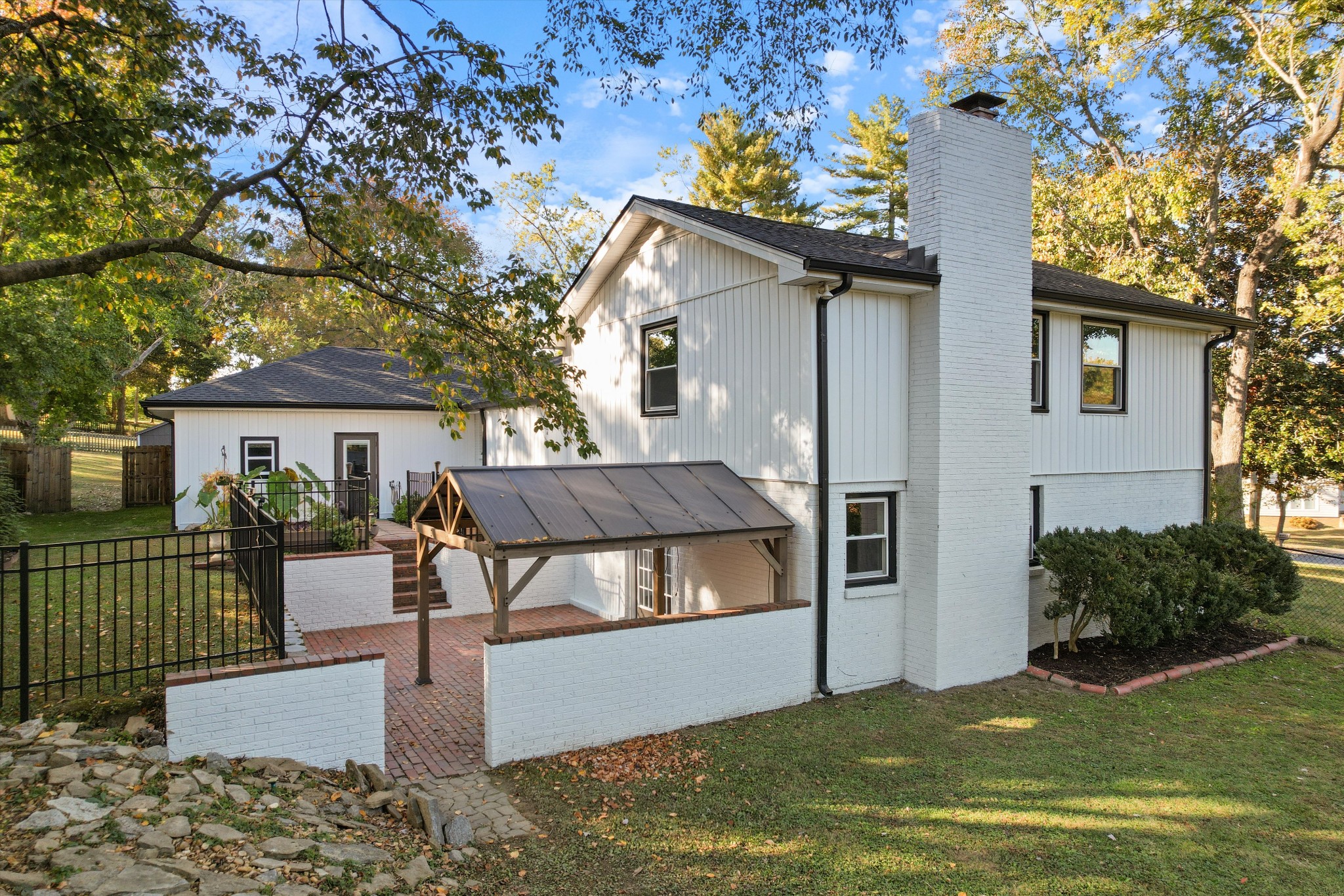 4016 Port Jamaica Ct