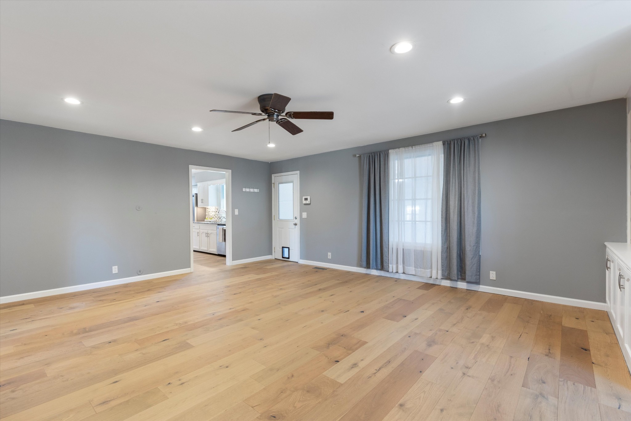 4016 Port Jamaica Ct