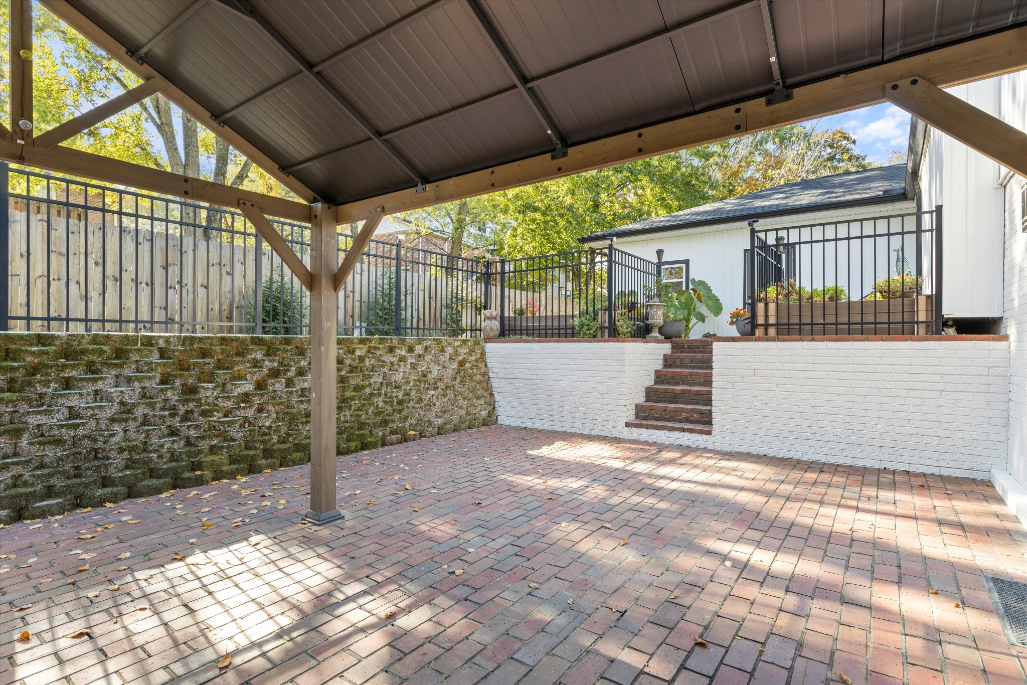 4016 Port Jamaica Ct