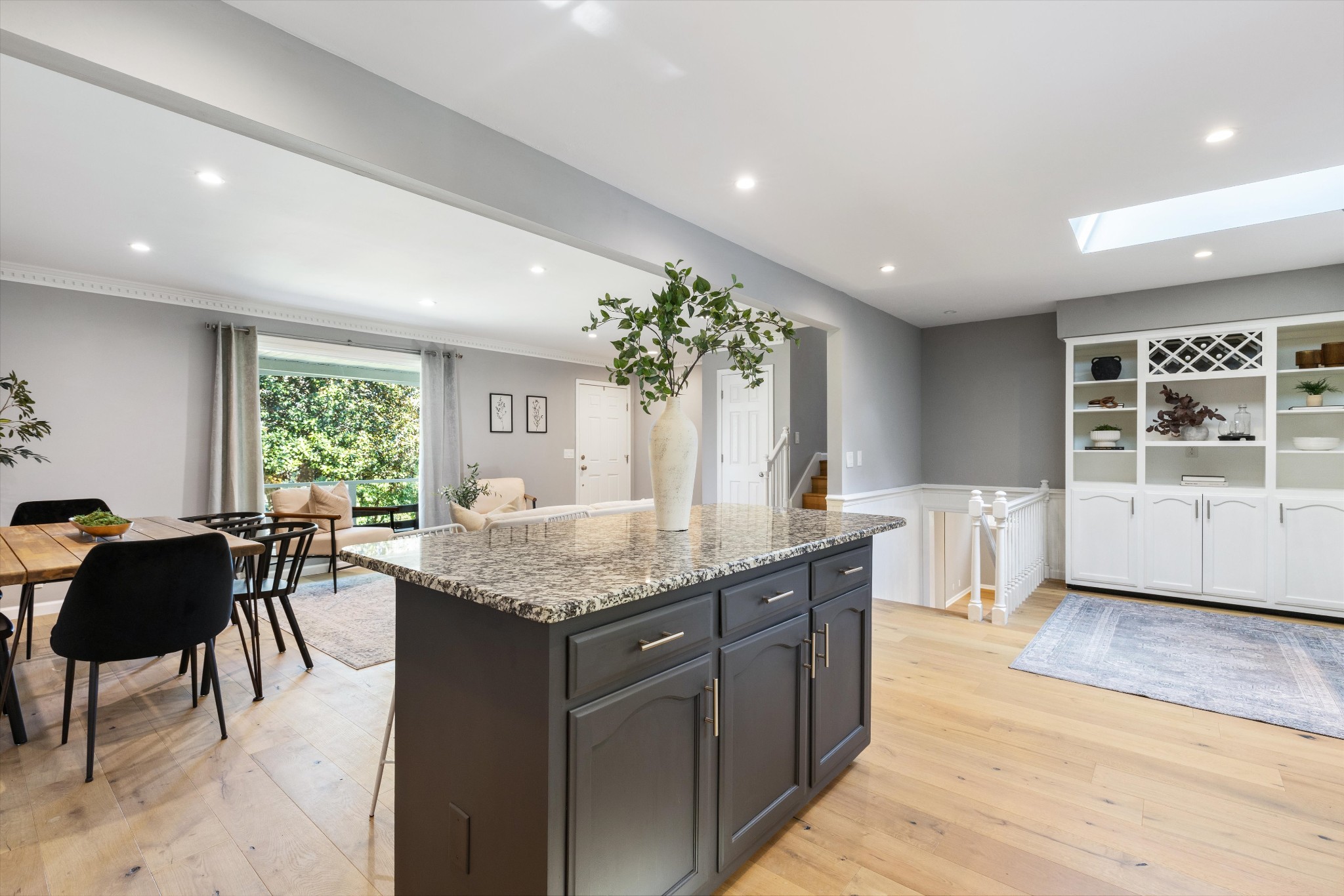 4016 Port Jamaica Ct