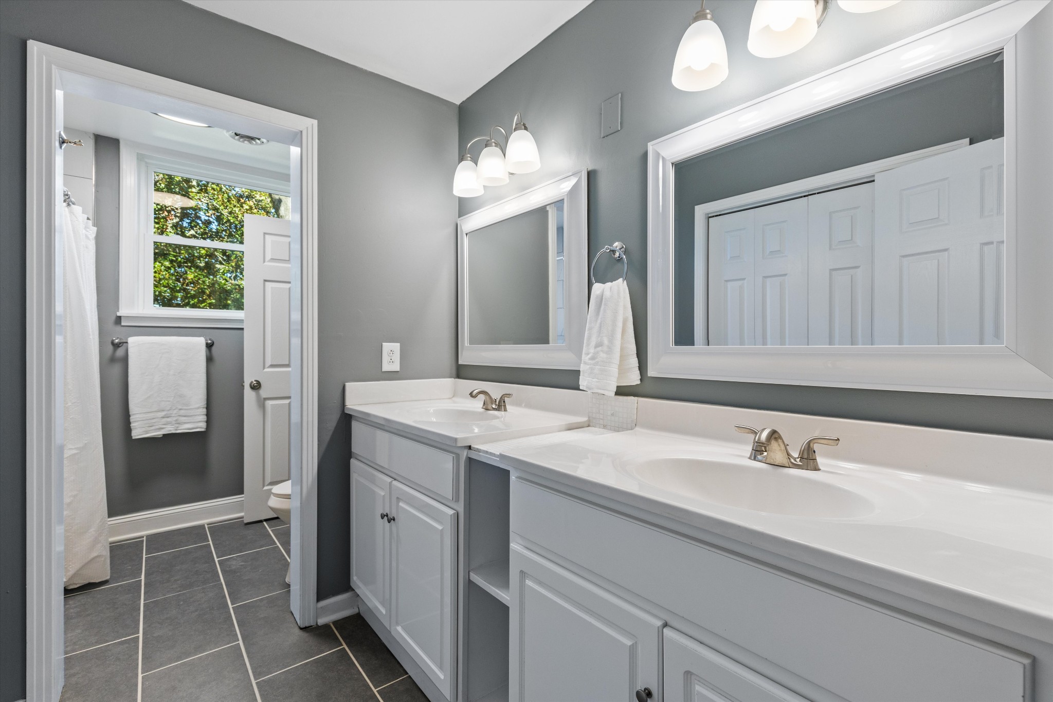 4016 Port Jamaica Ct