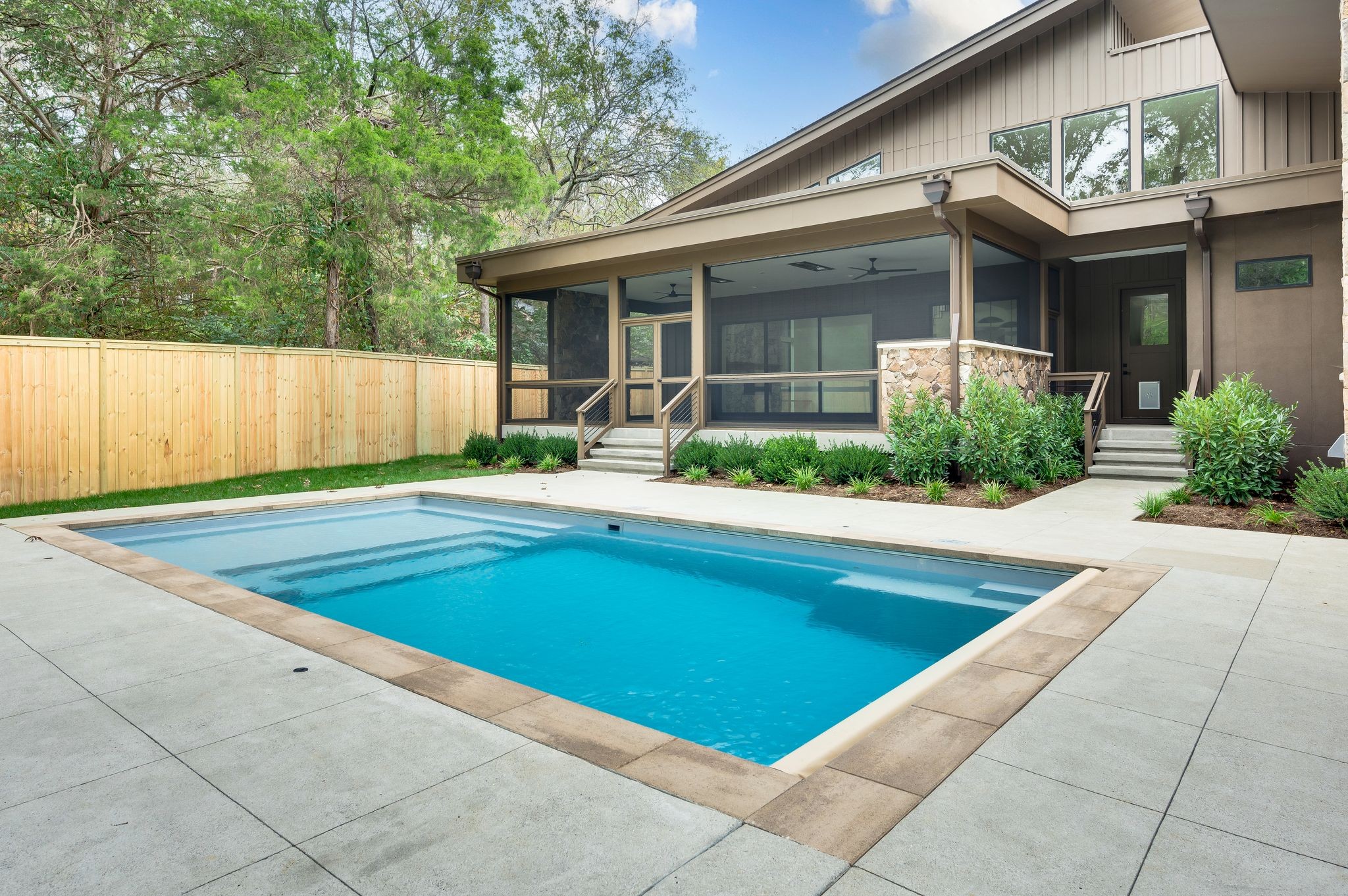 717 Richfield Dr