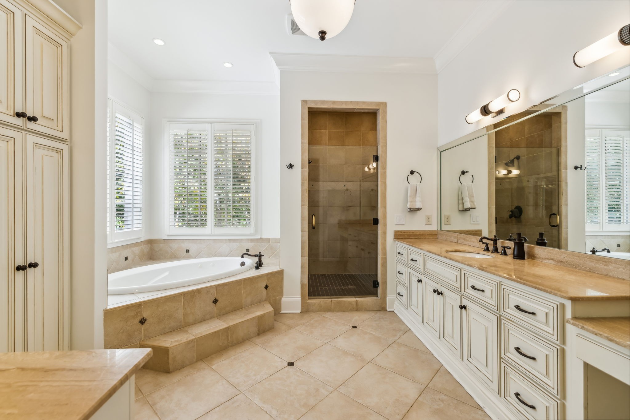305 Morning Mist Ln
