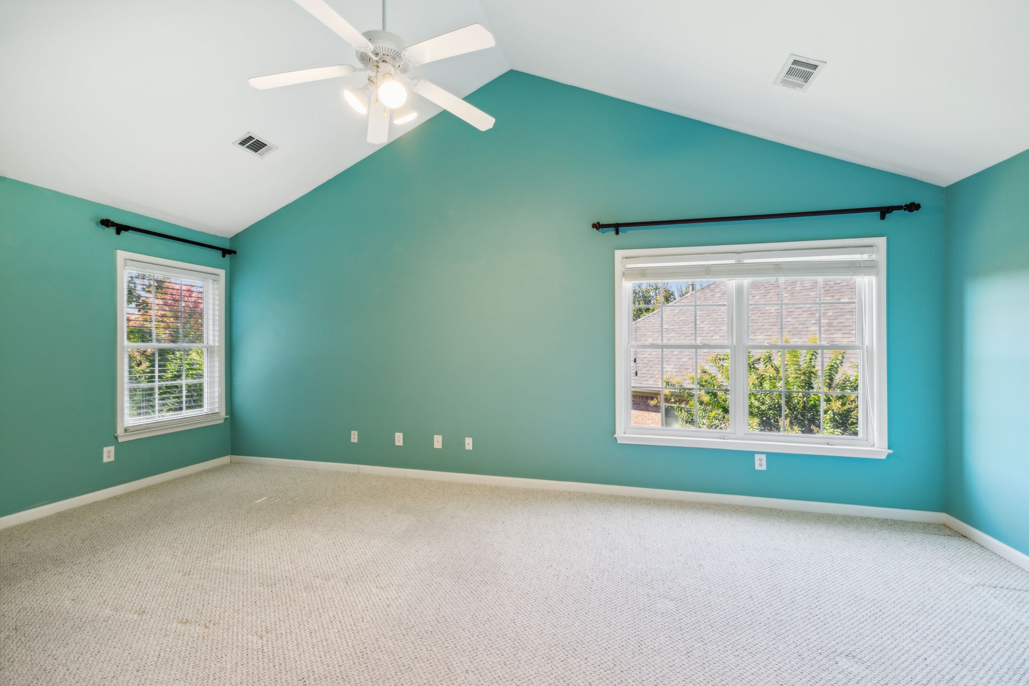 234 Lighthouse Ter