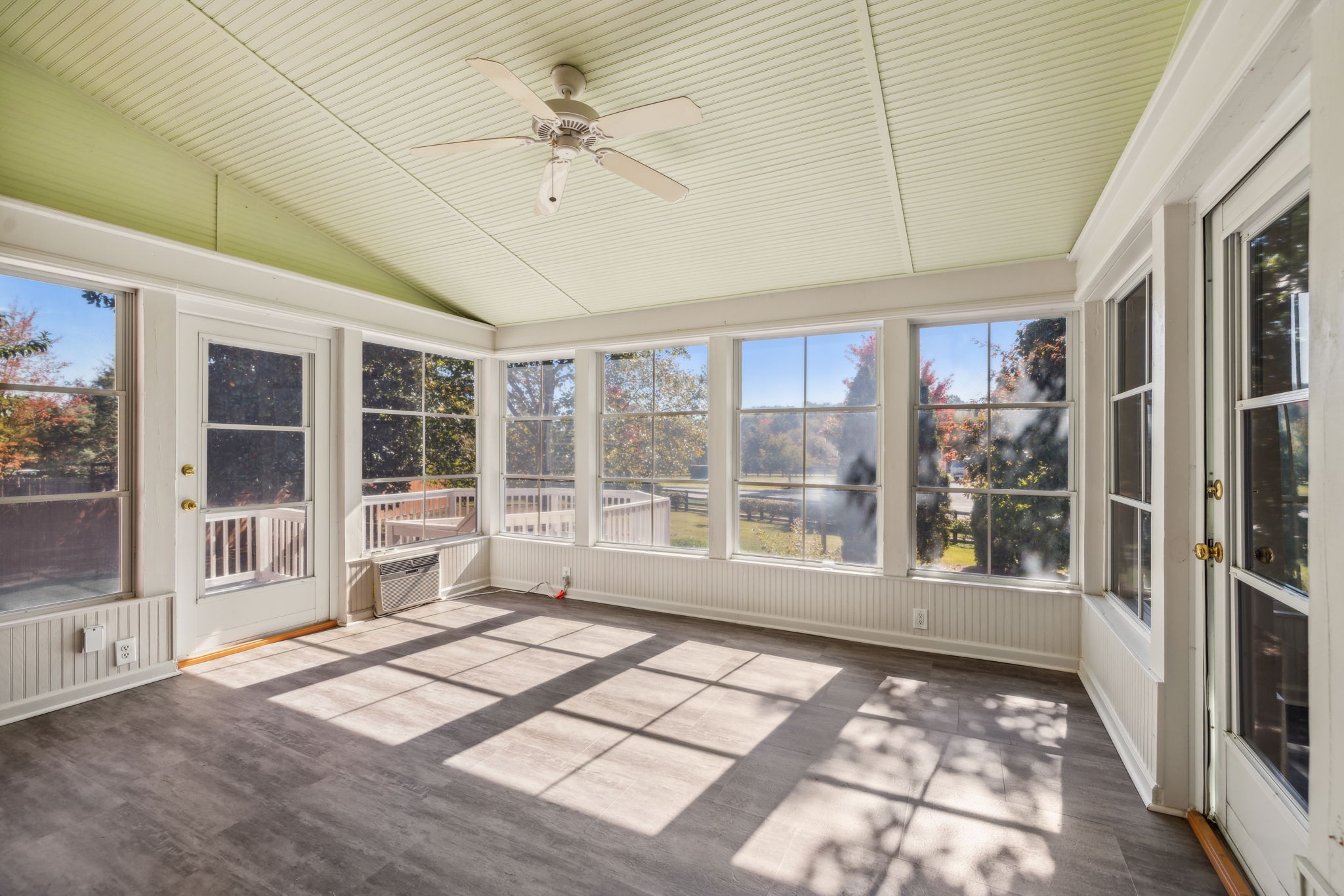 234 Lighthouse Ter