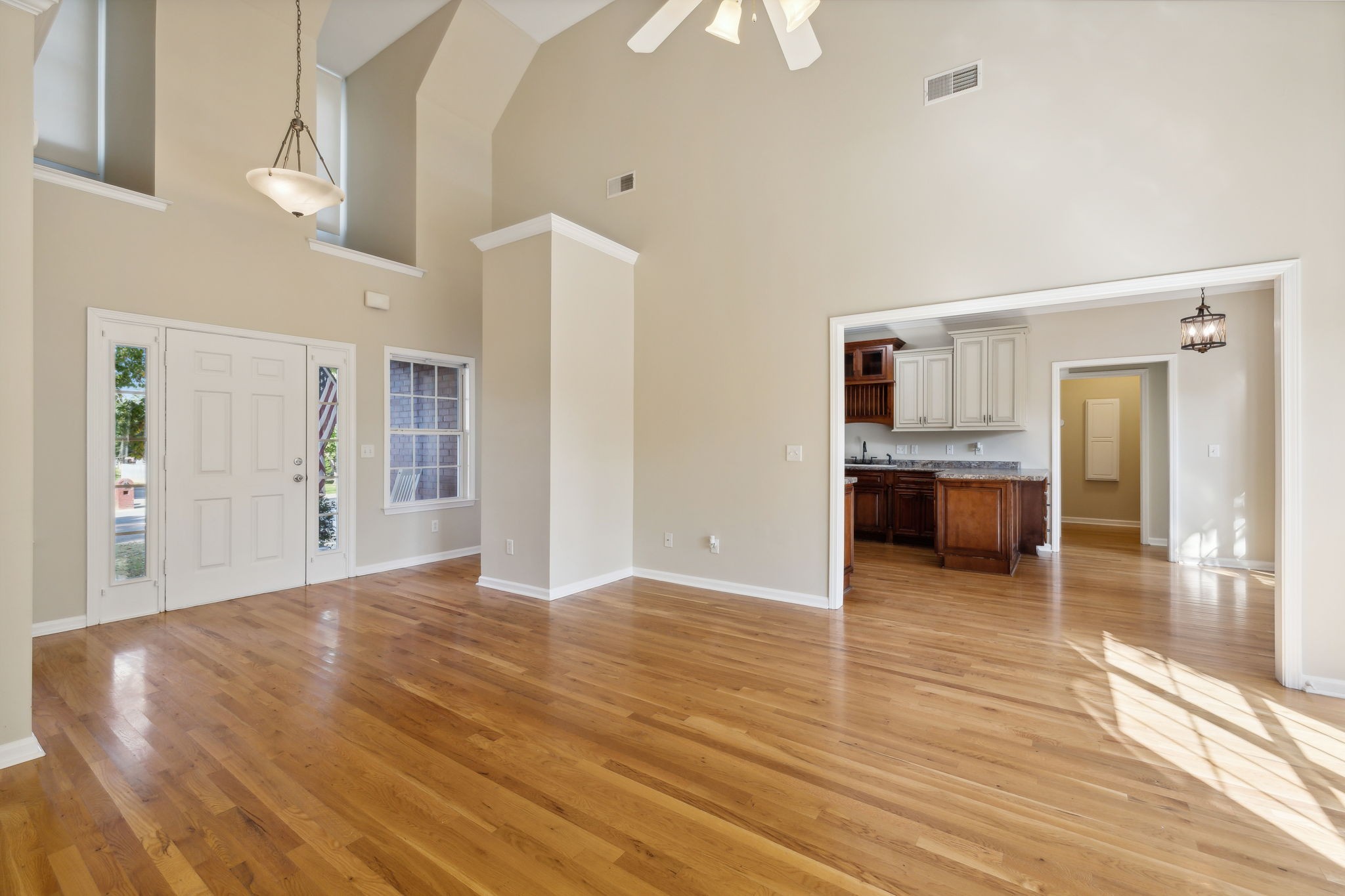 2634 Mission Ridge Dr