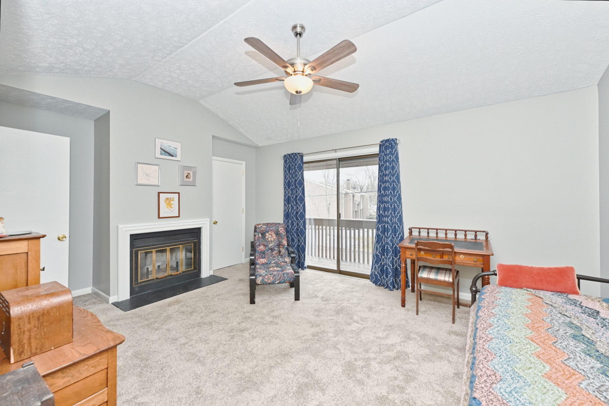 609 Barlin Dr