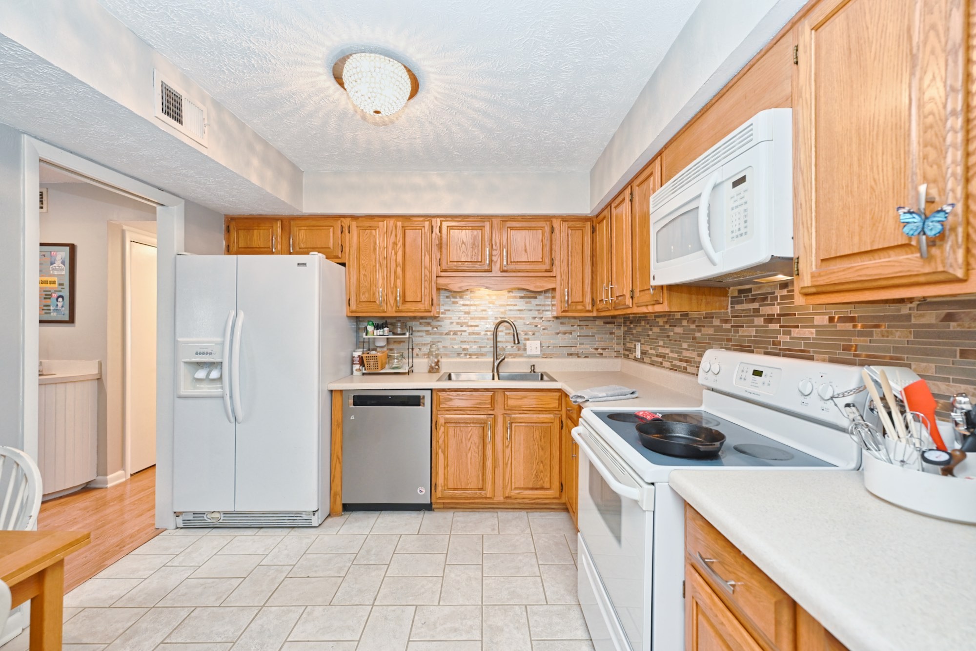 609 Barlin Dr