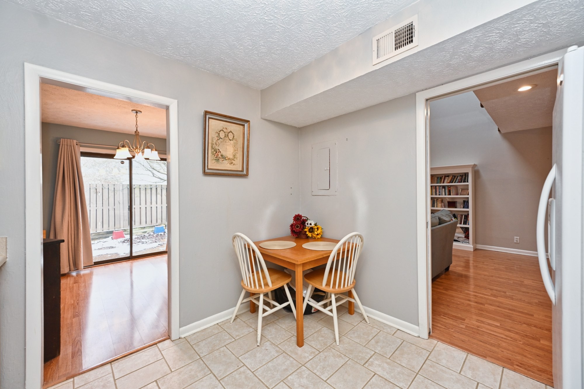 609 Barlin Dr