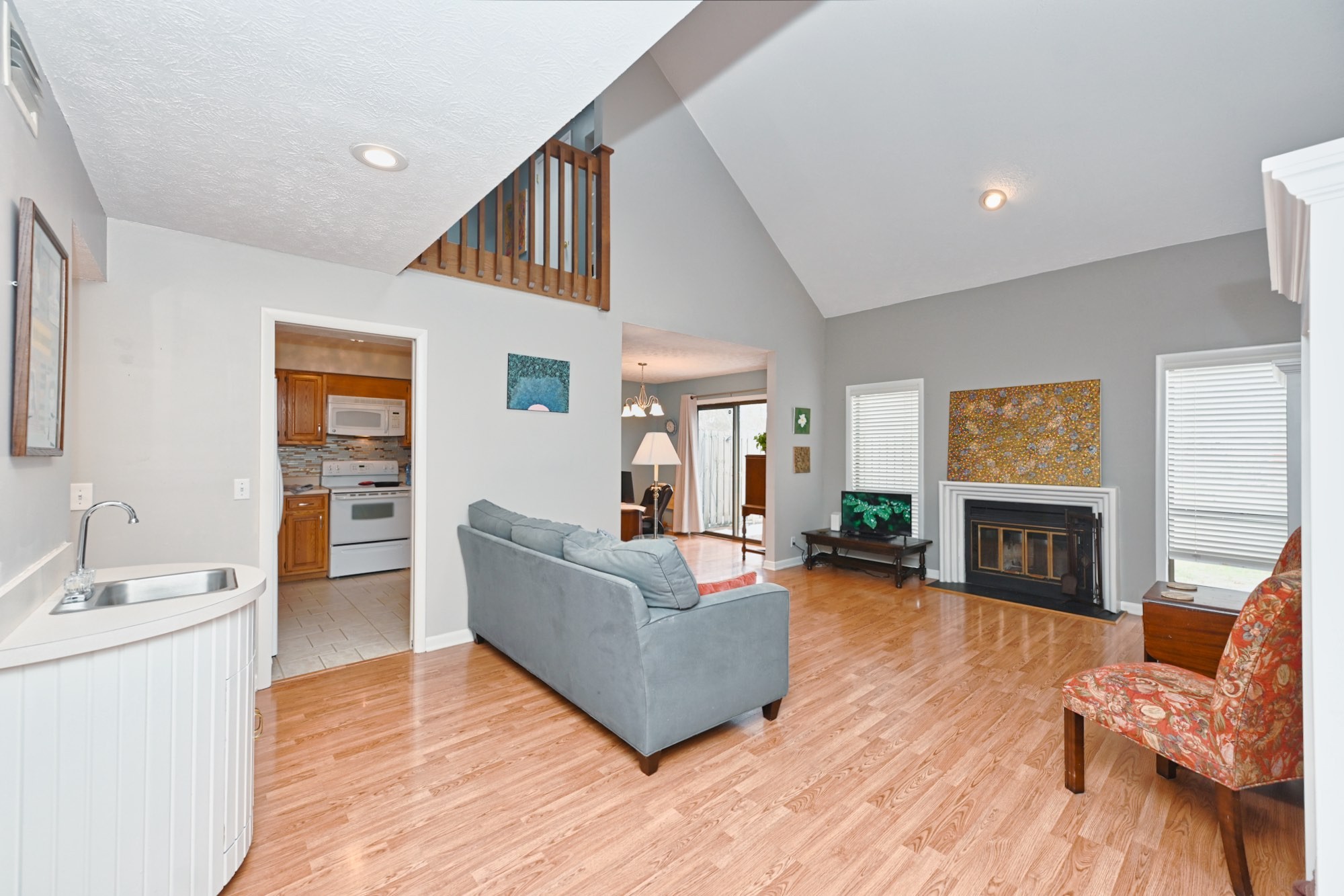 609 Barlin Dr