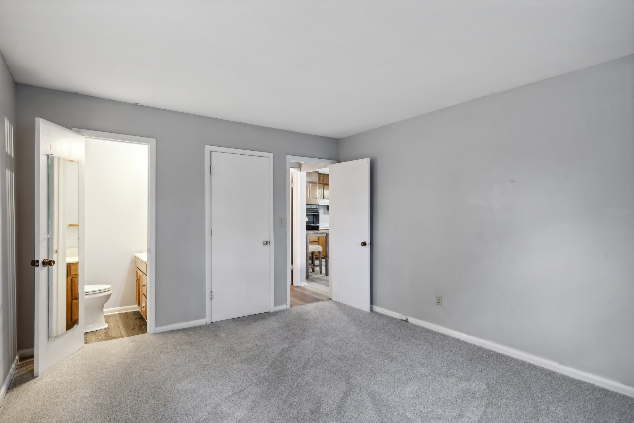 2517 Woodberry Dr