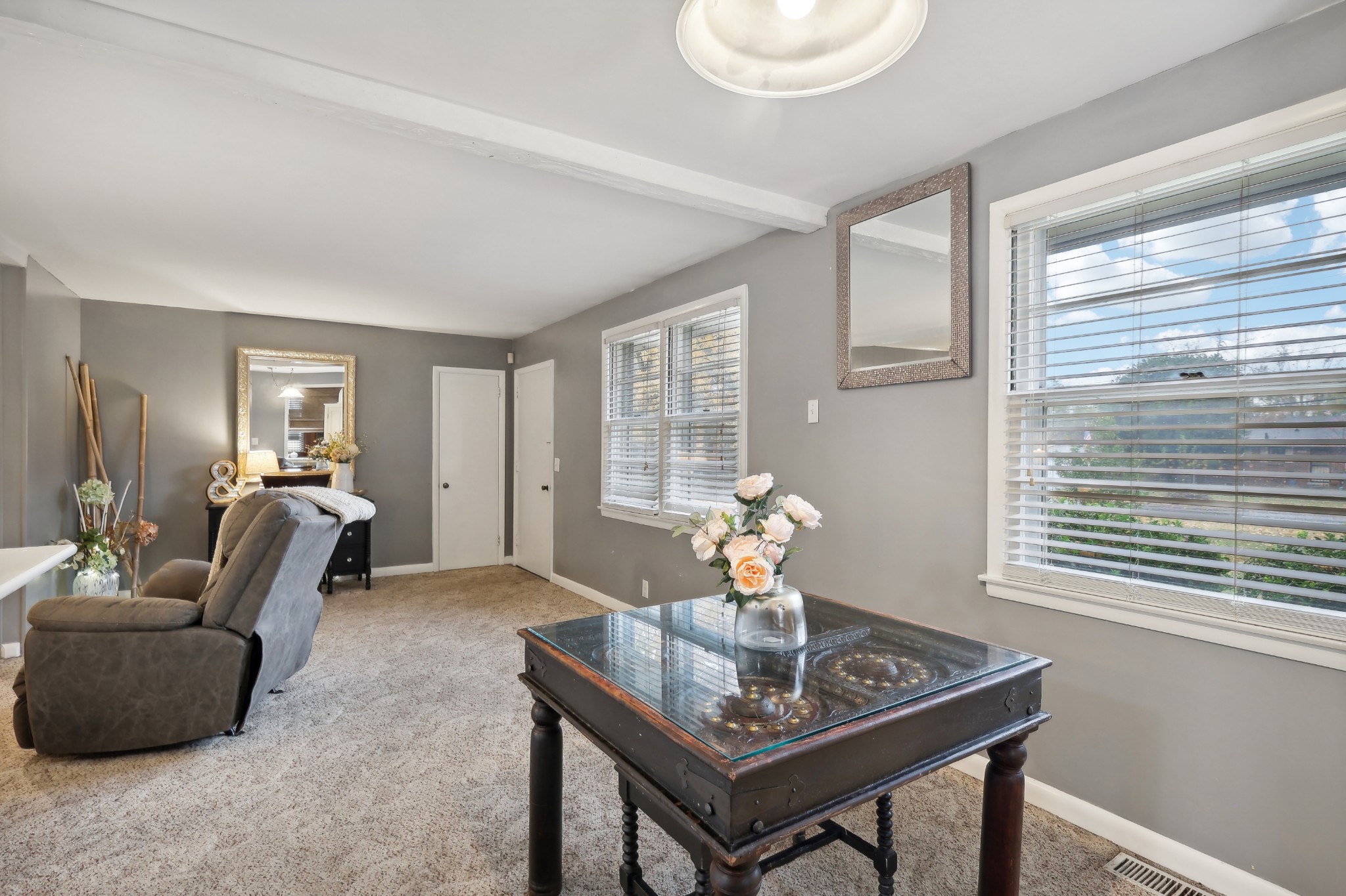 2517 Woodberry Dr