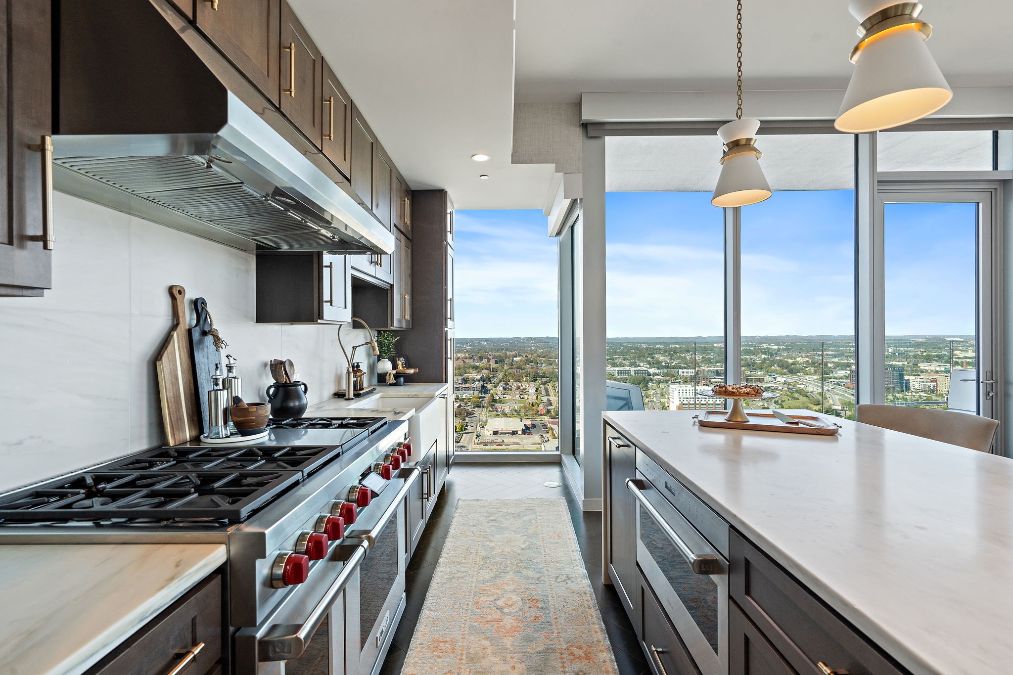 1616 West End Ave Unit: 2302