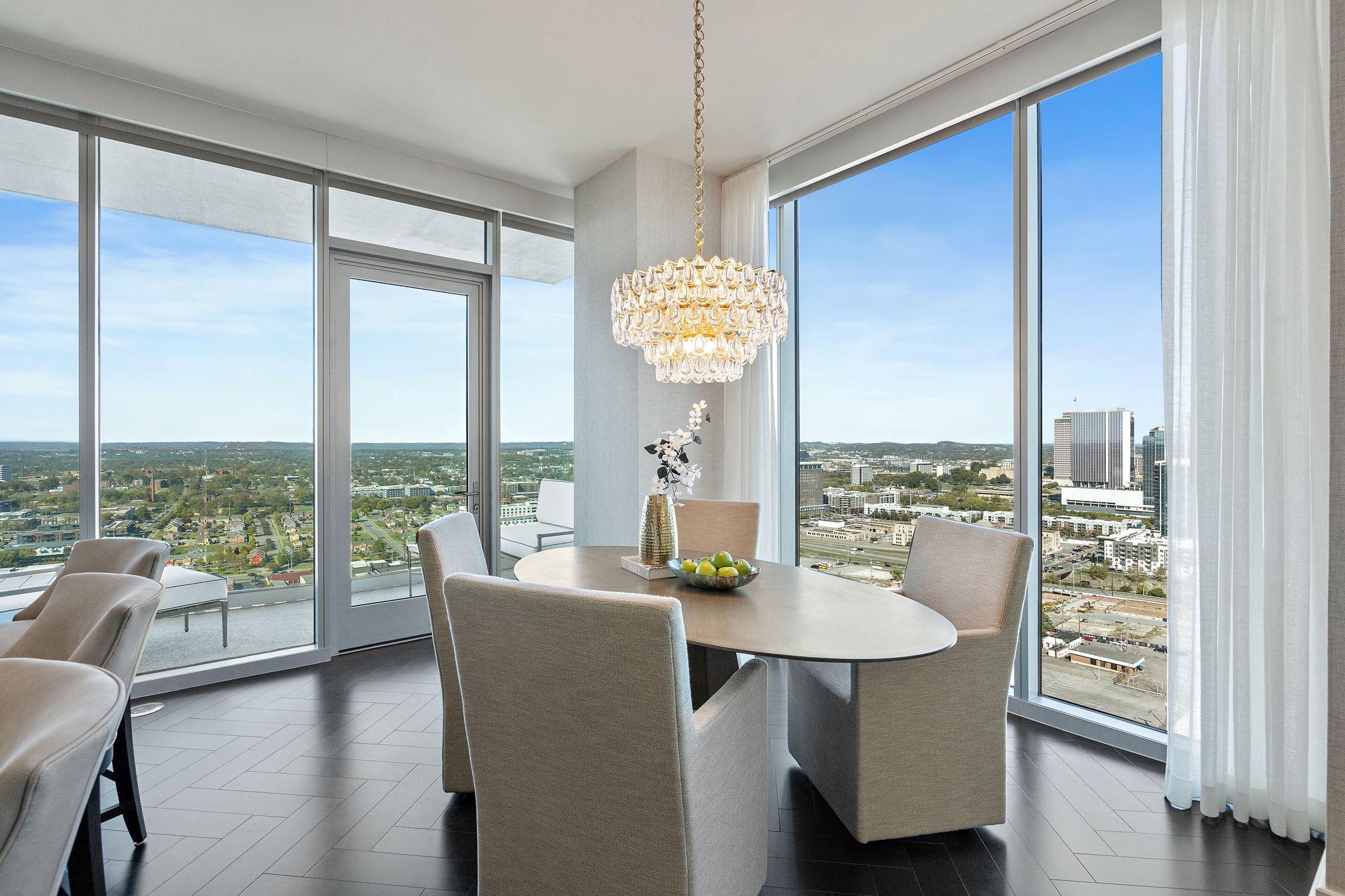 1616 West End Ave Unit: 2302