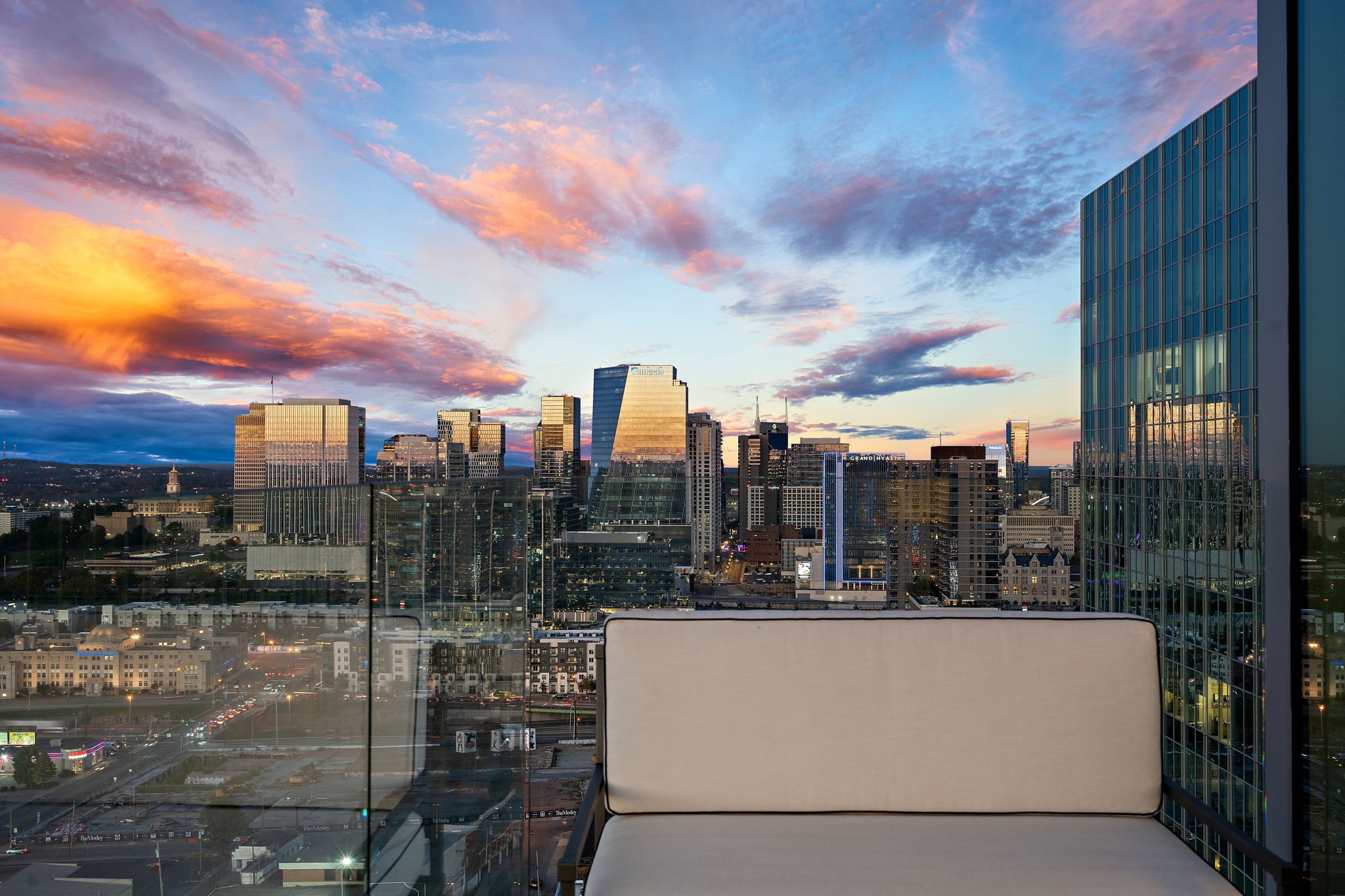 1616 West End Ave Unit: 2302
