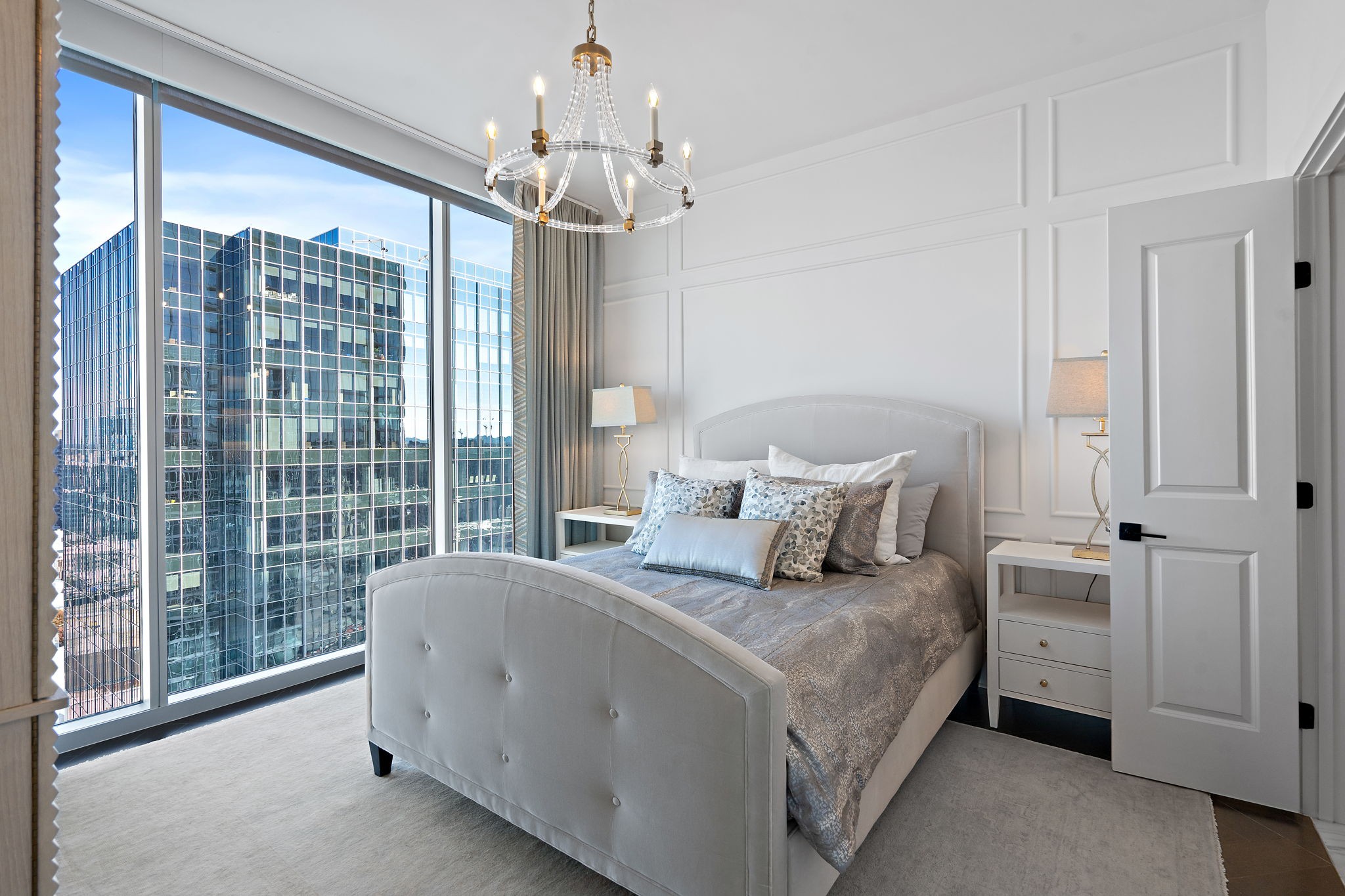 1616 West End Ave Unit: 2302