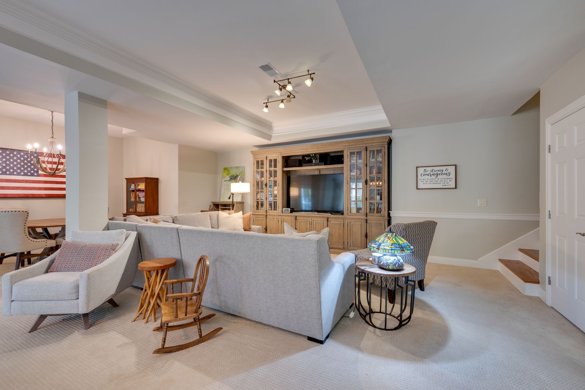 1107 Vaughn Crest Dr