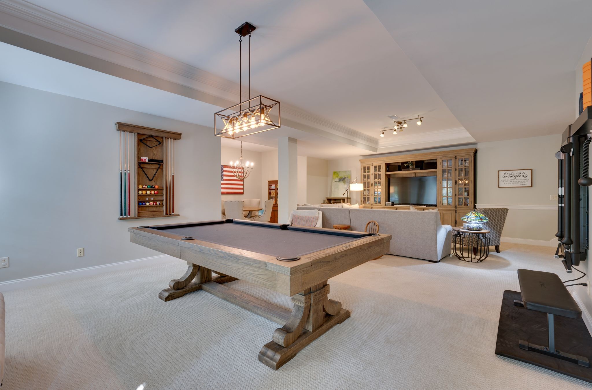 1107 Vaughn Crest Dr