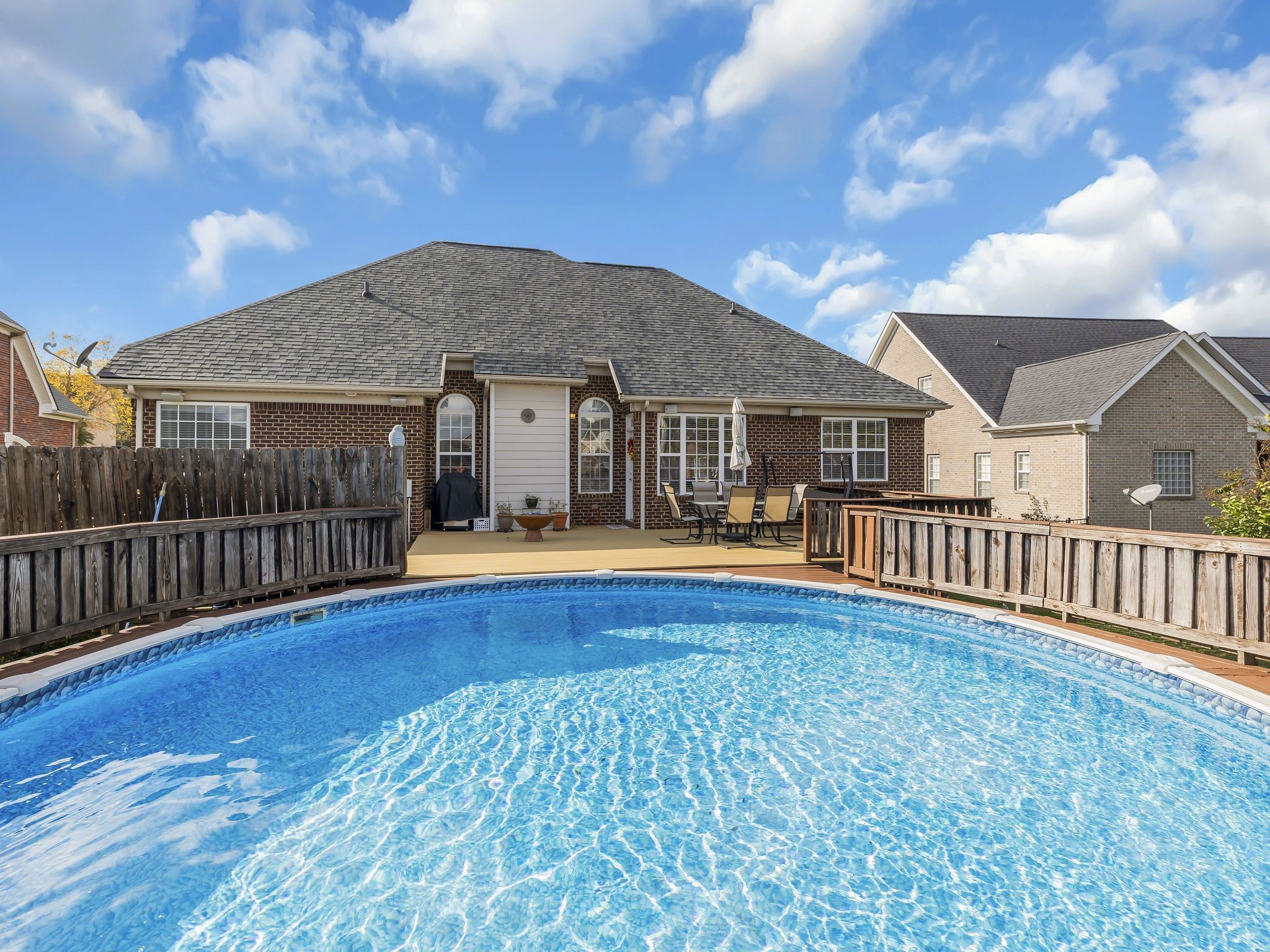 2043 Sunflower Dr