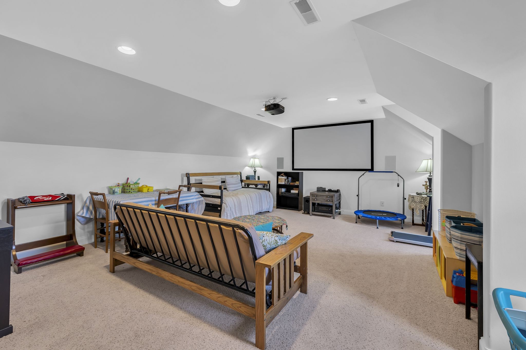 2043 Sunflower Dr