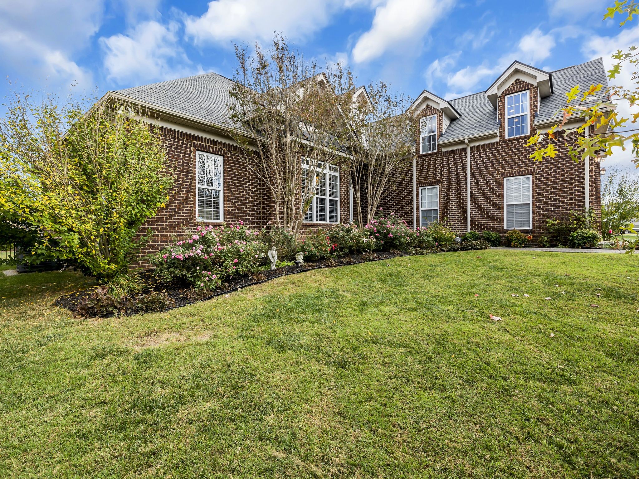 2043 Sunflower Dr