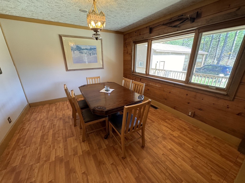 1215 Company Farm Rd