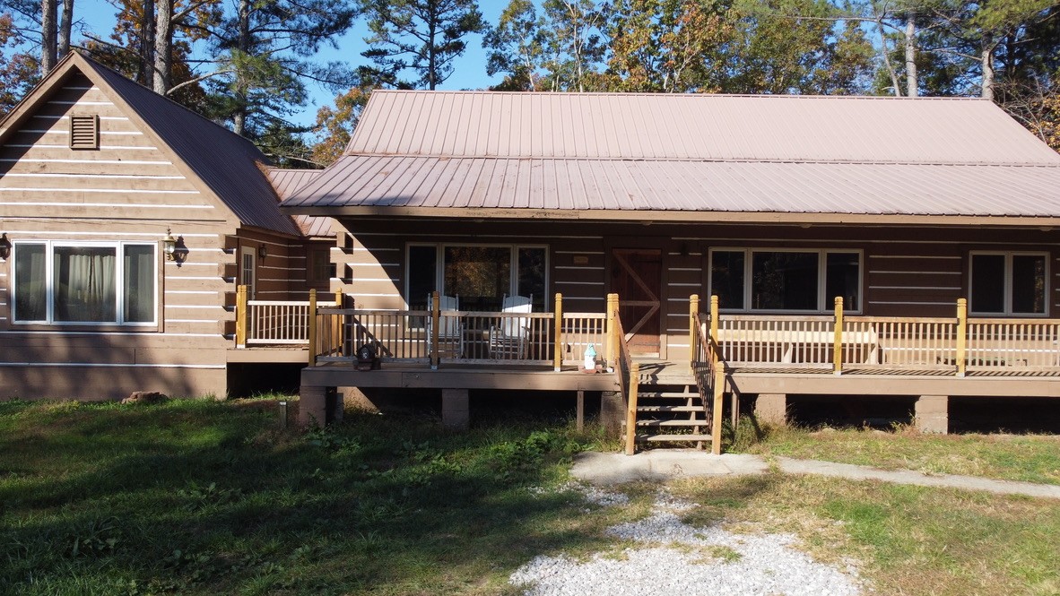 1215 Company Farm Rd
