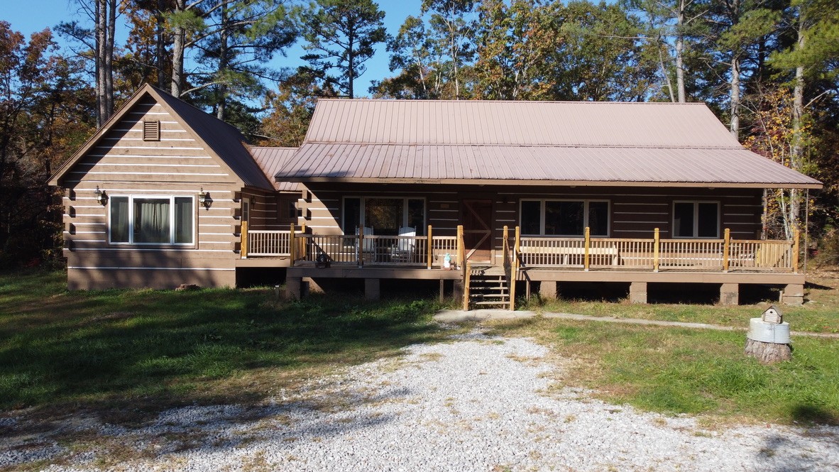 1215 Company Farm Rd