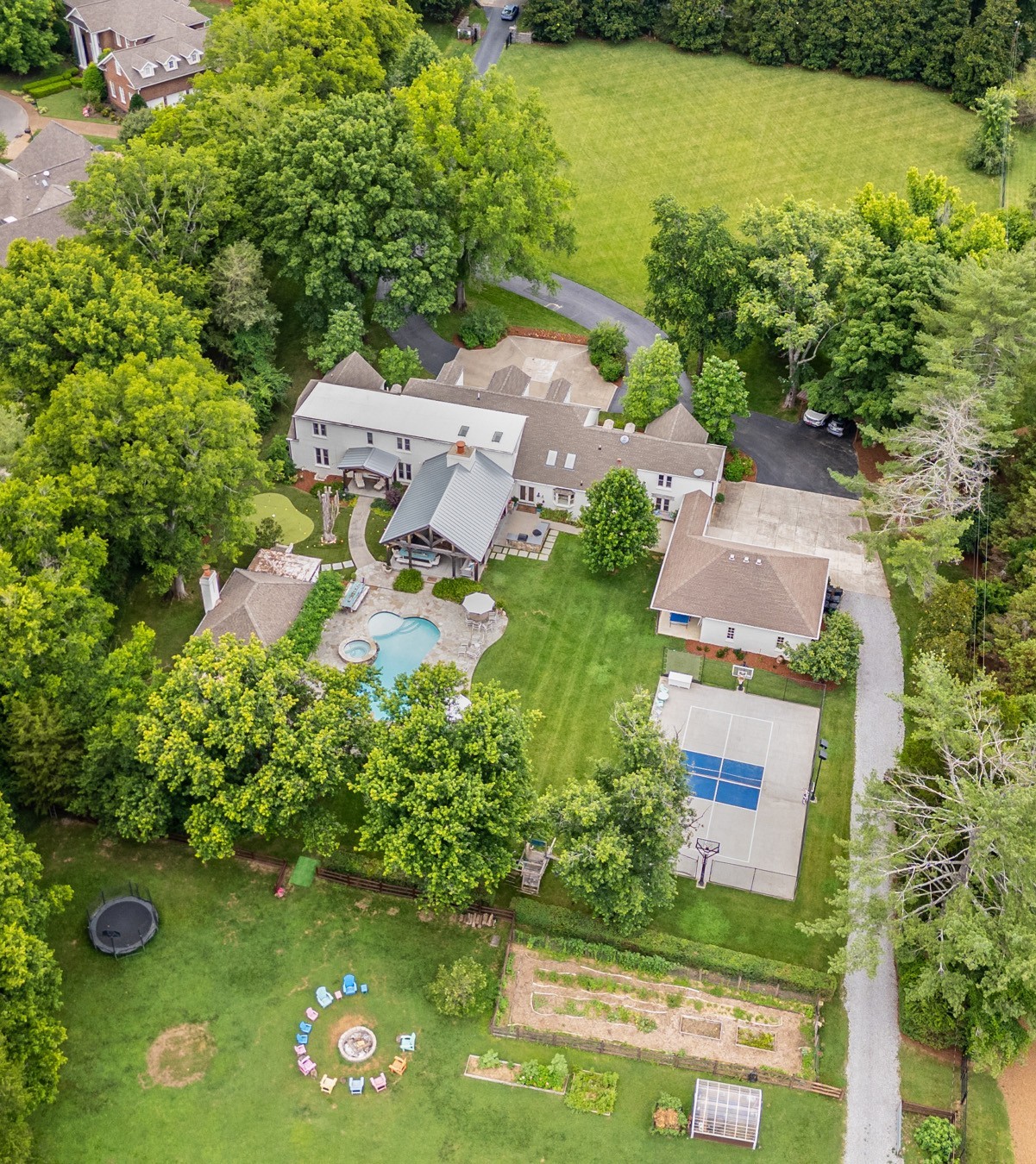 2221 Old Hickory Blvd